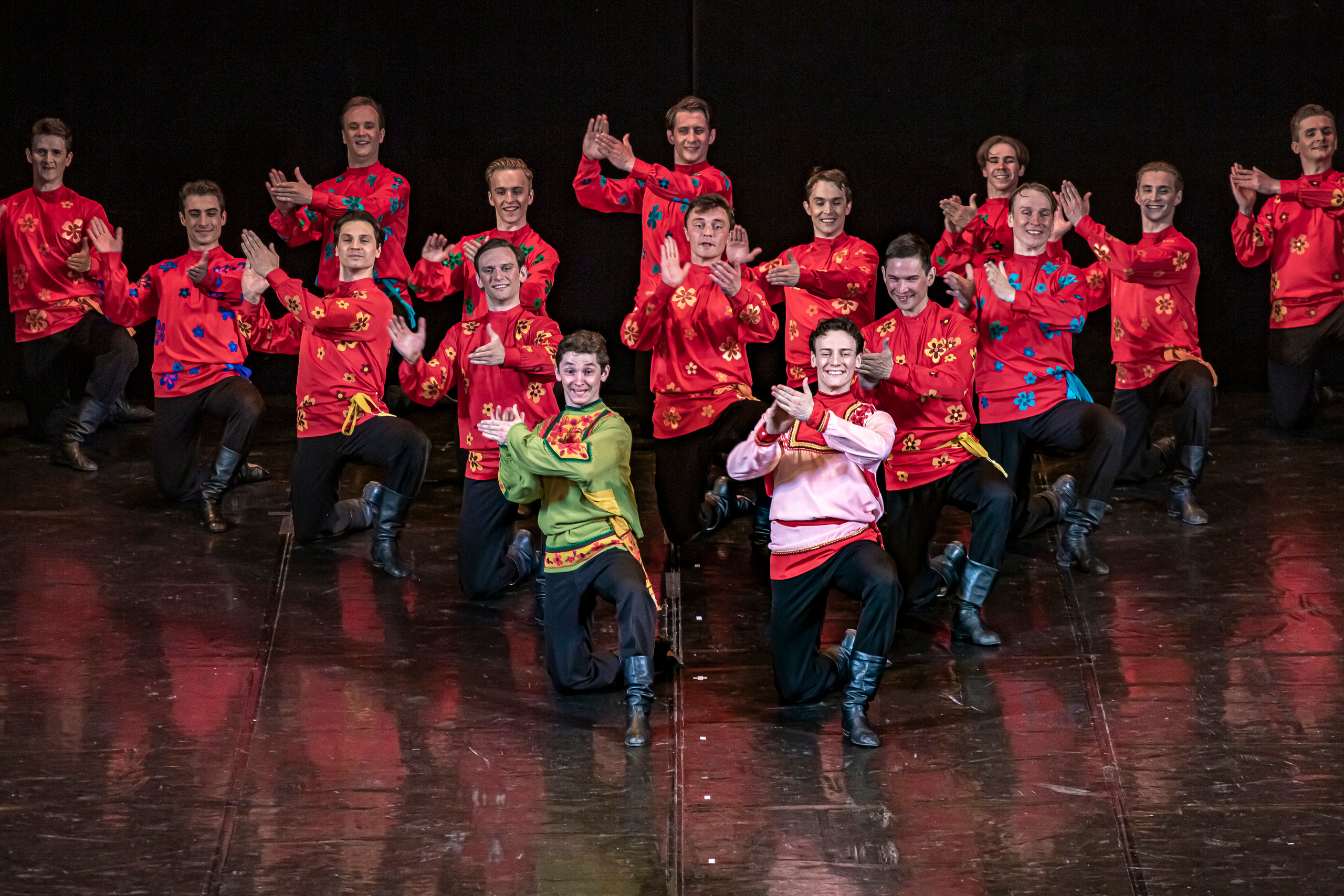 Государственный хореографический ансамбль «БЕРЕЗКА» Зимний театр. Фотограф в Сочи Юрий Шептаев