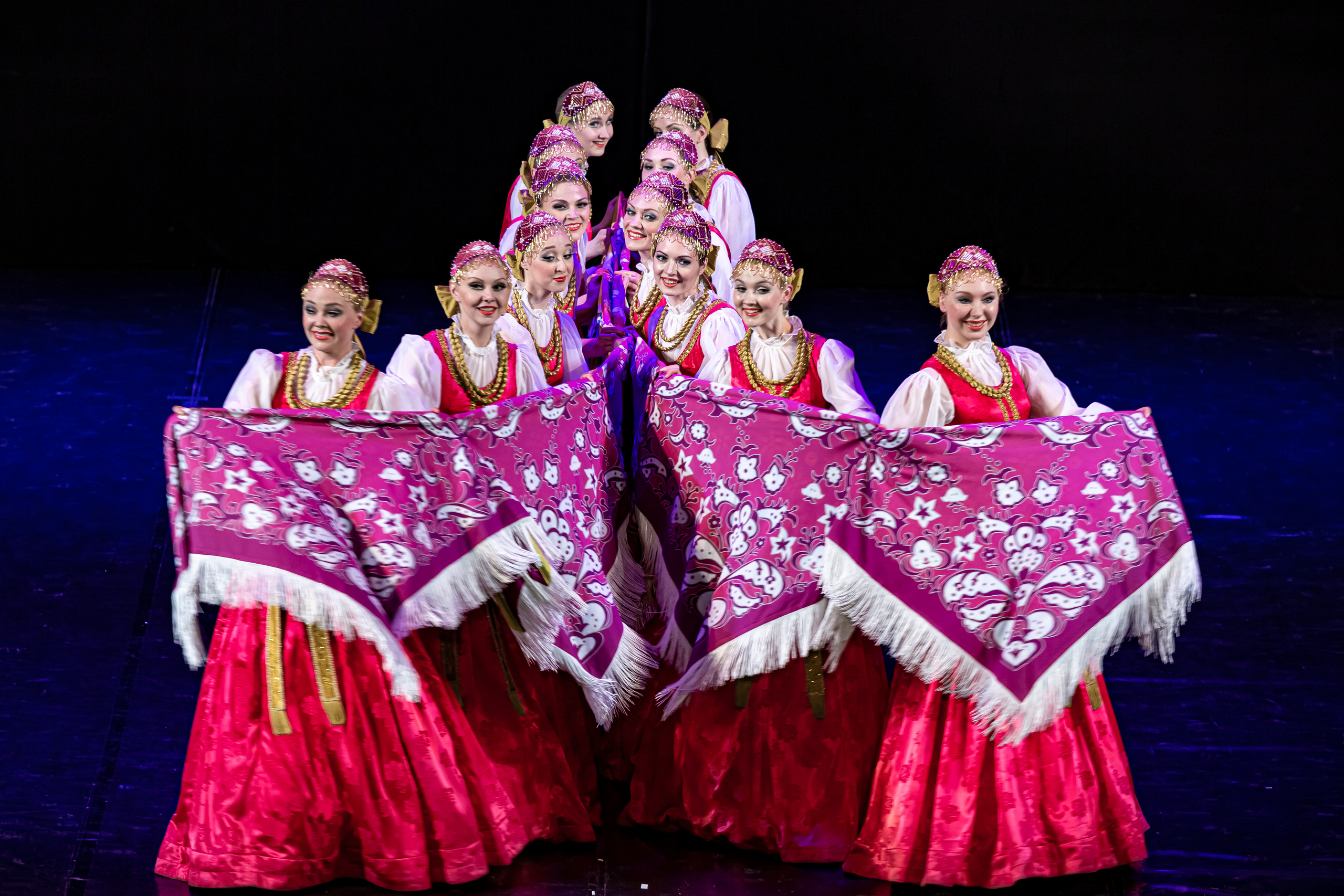 Государственный хореографический ансамбль «БЕРЕЗКА» Зимний театр. Фотограф в Сочи Юрий Шептаев