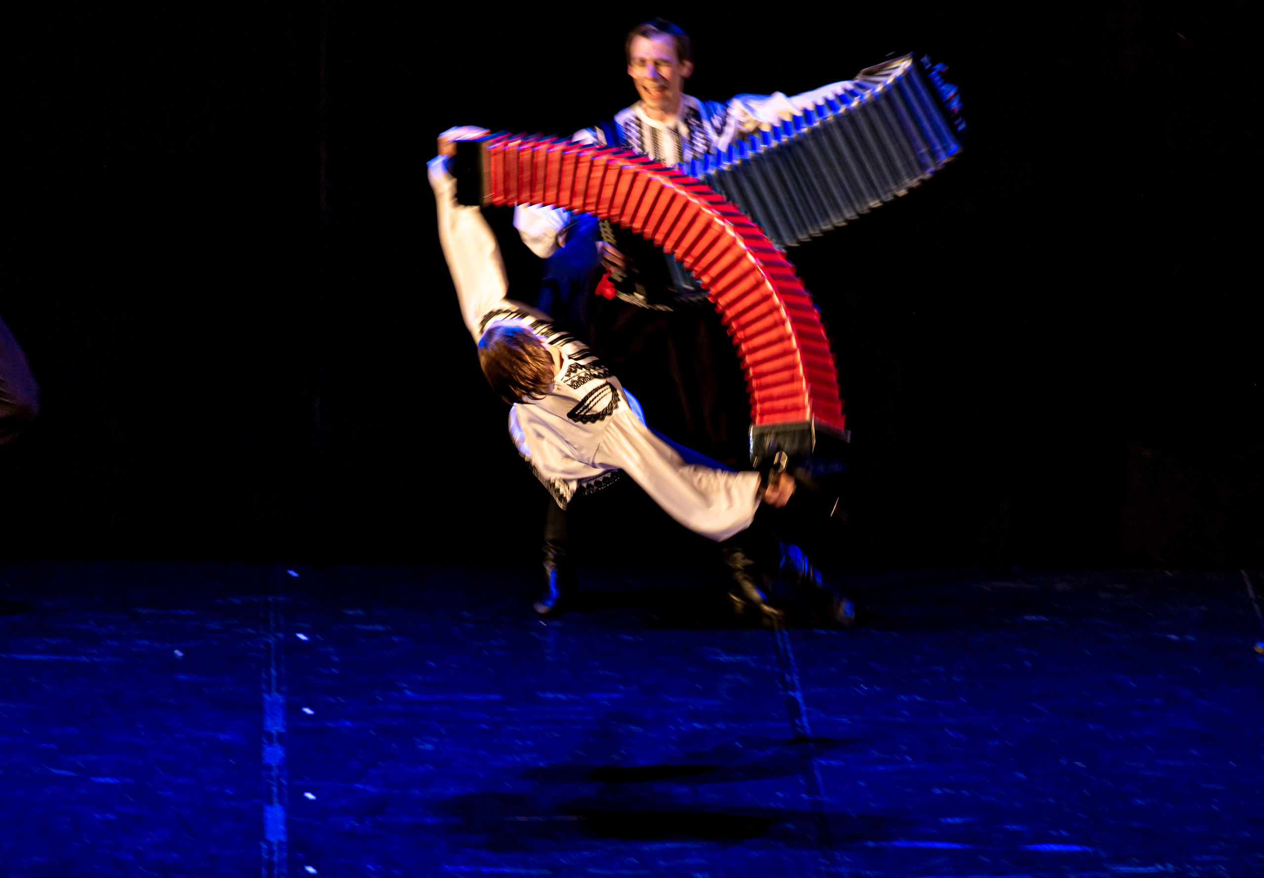 Государственный хореографический ансамбль «БЕРЕЗКА» Зимний театр. Фотограф в Сочи Юрий Шептаев