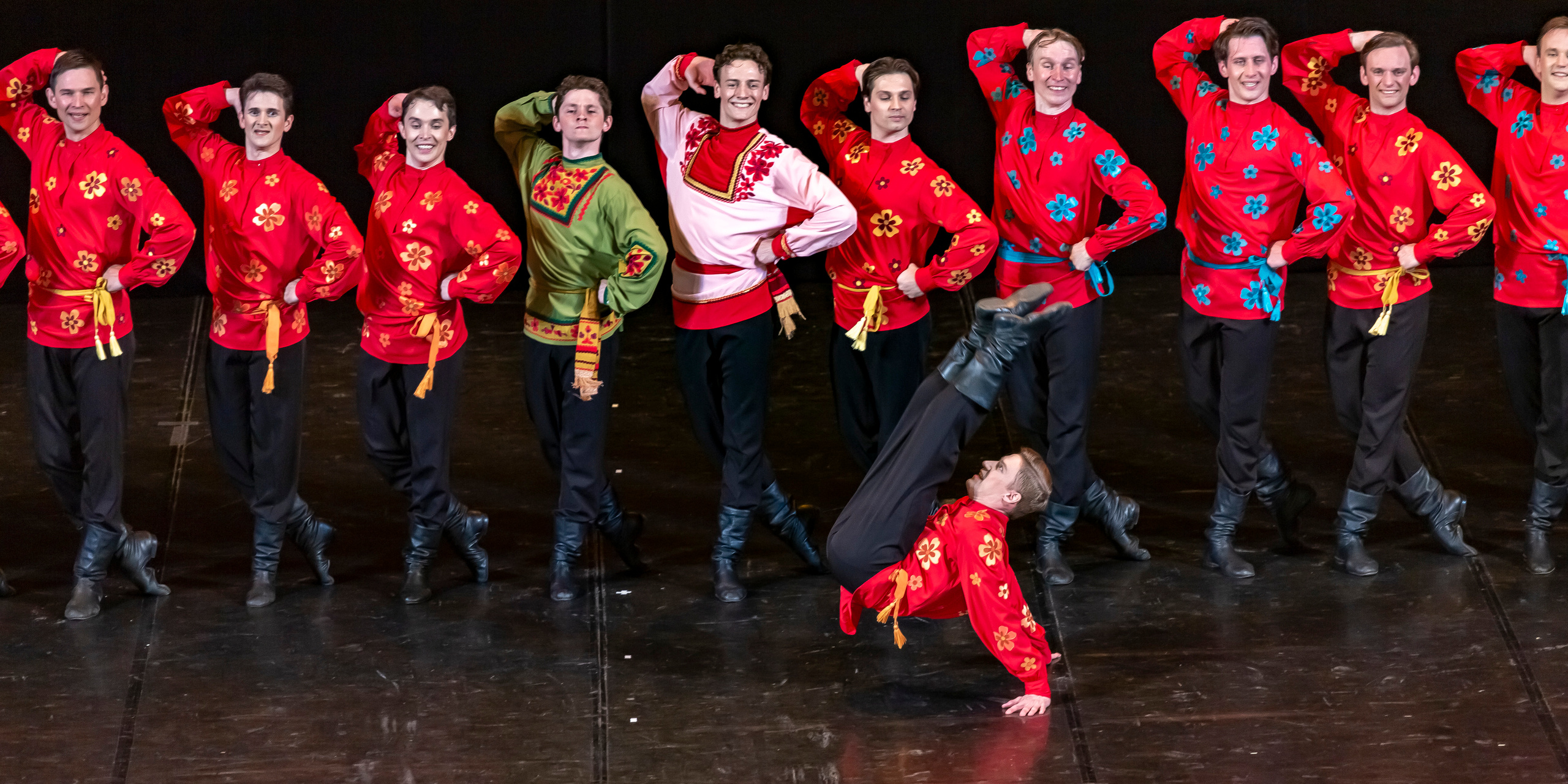 Государственный хореографический ансамбль «БЕРЕЗКА» Зимний театр. Фотограф в Сочи Юрий Шептаев