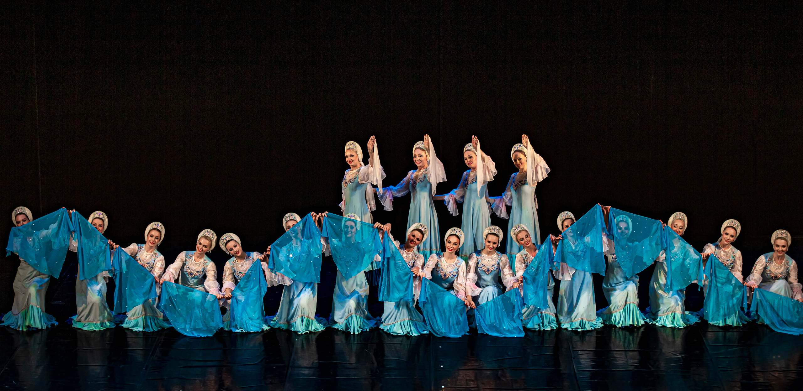 Государственный хореографический ансамбль «БЕРЕЗКА» Зимний театр. Фотограф в Сочи Юрий Шептаев