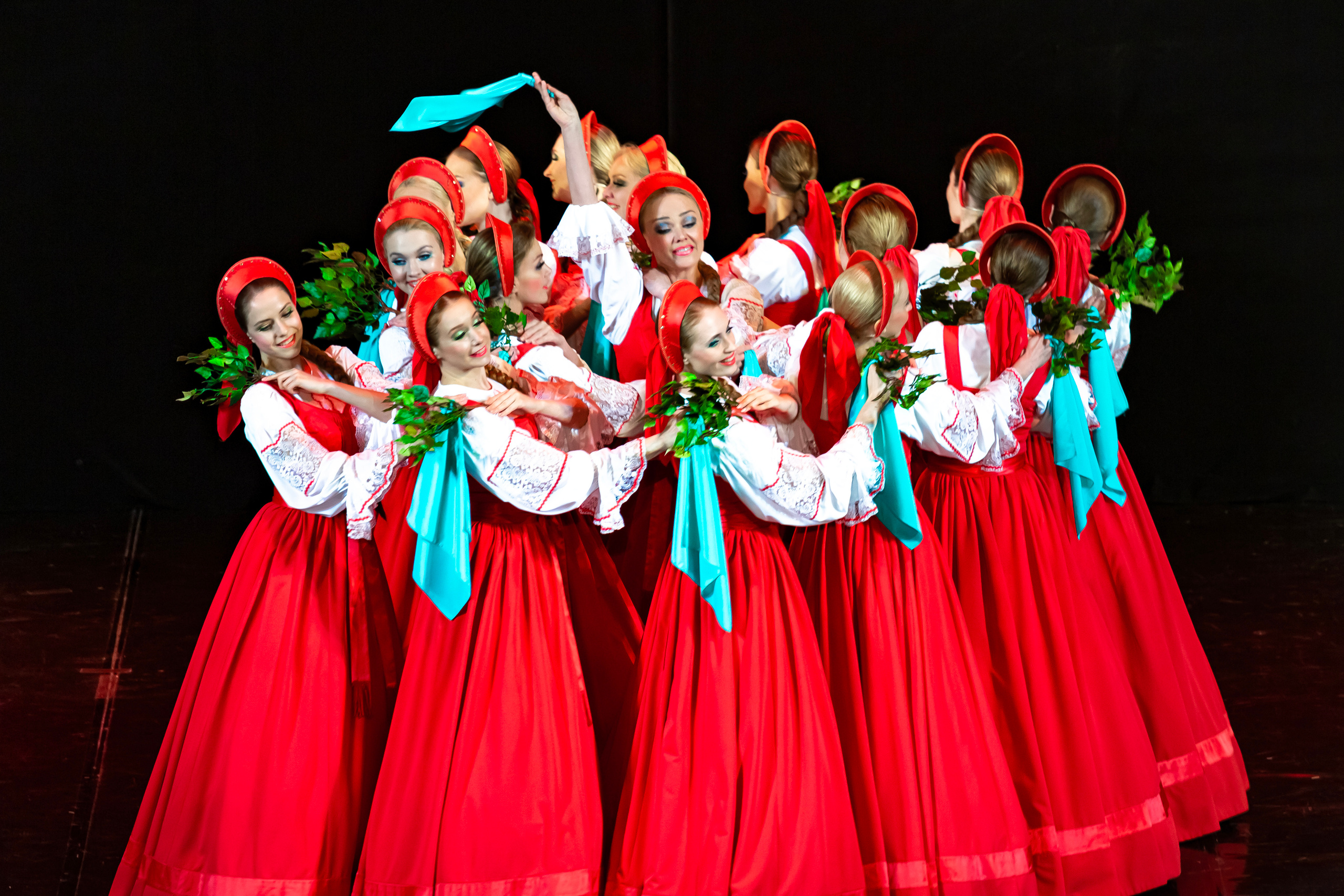 Государственный хореографический ансамбль «БЕРЕЗКА» Зимний театр. Фотограф в Сочи Юрий Шептаев