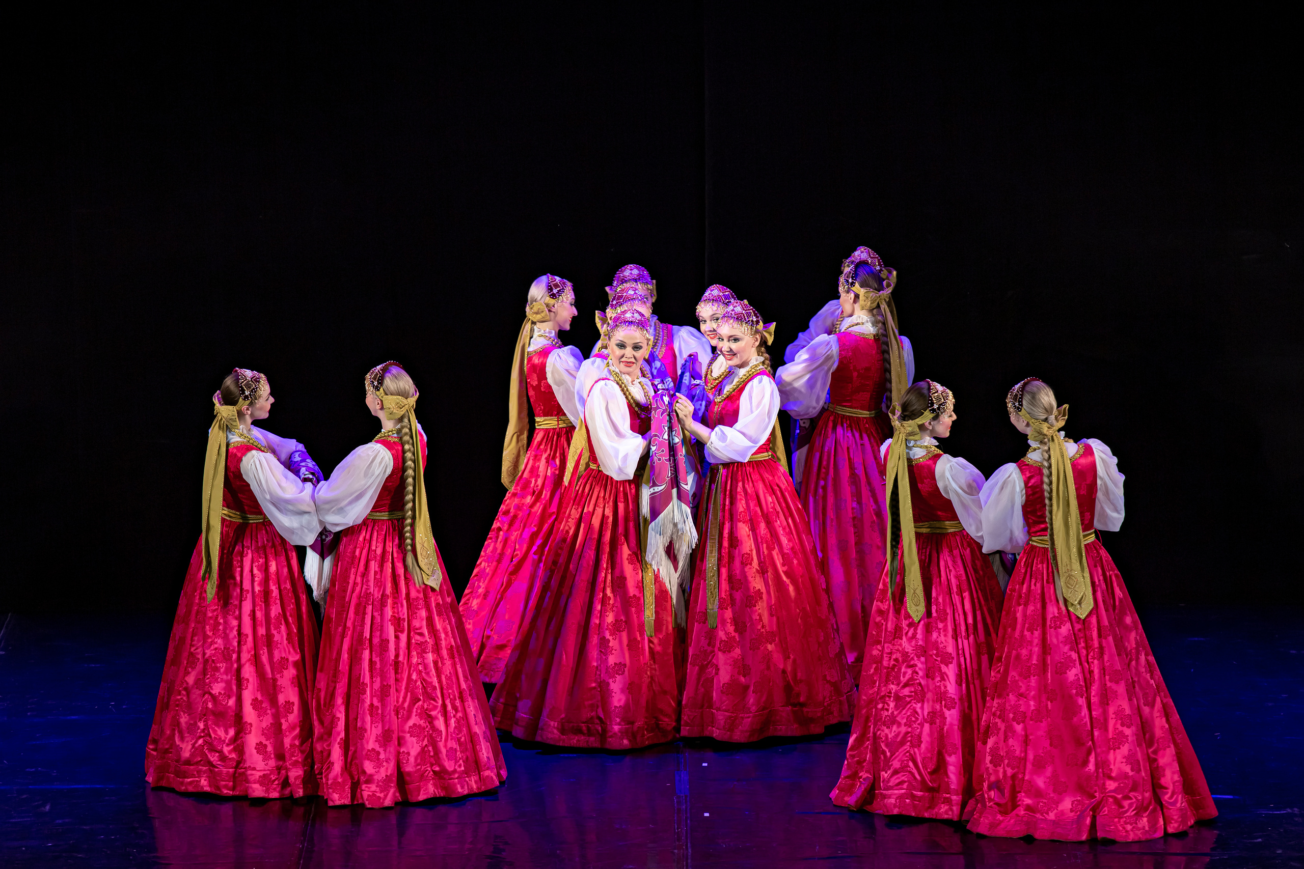 Государственный хореографический ансамбль «БЕРЕЗКА» Зимний театр. Фотограф в Сочи Юрий Шептаев