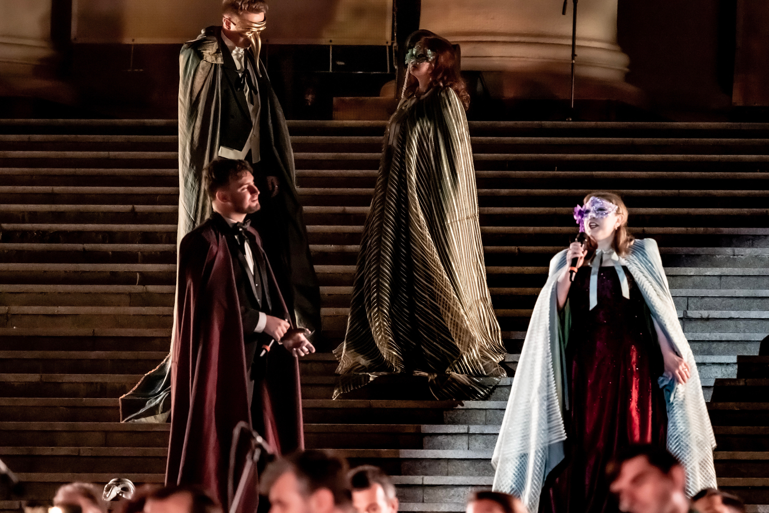 Концерт в день города Сочи на театральной площади Зимний театр. Фотограф в Сочи Юрий Шептаев