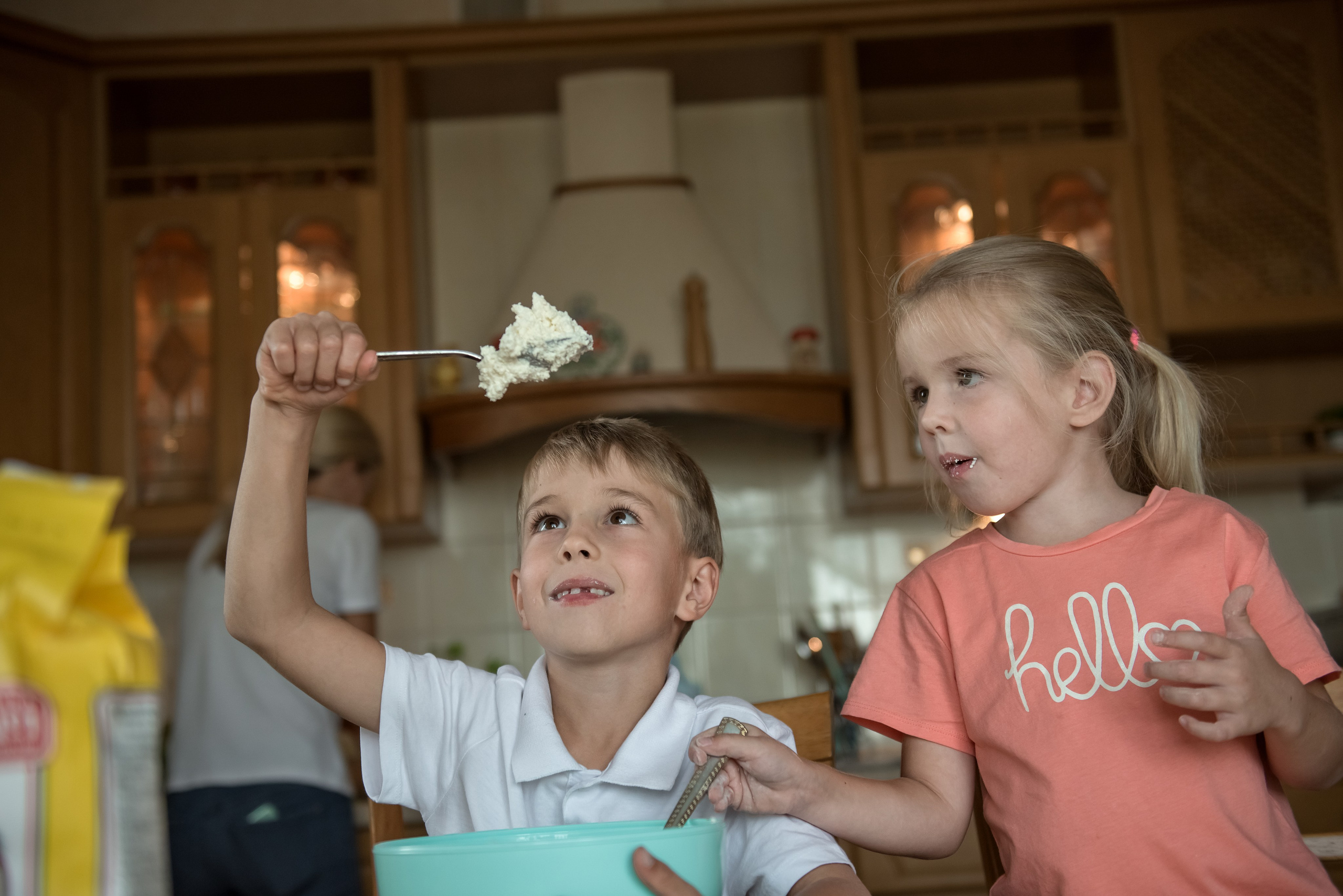 Семейная фотосессия дома. Фотограф Саратов Юлия Петрова