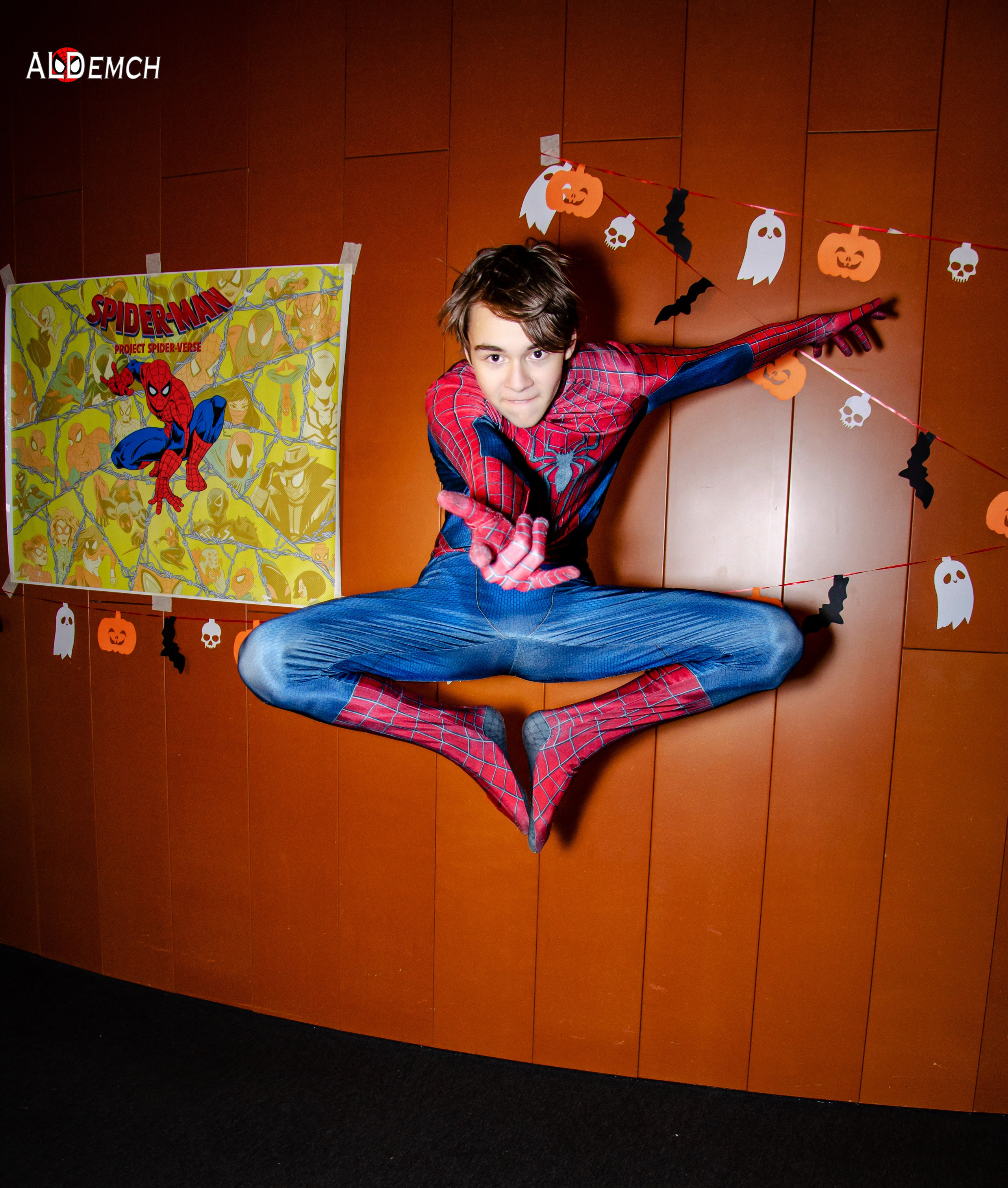 Марвел комикс картинки персонажей и косплей фото в России