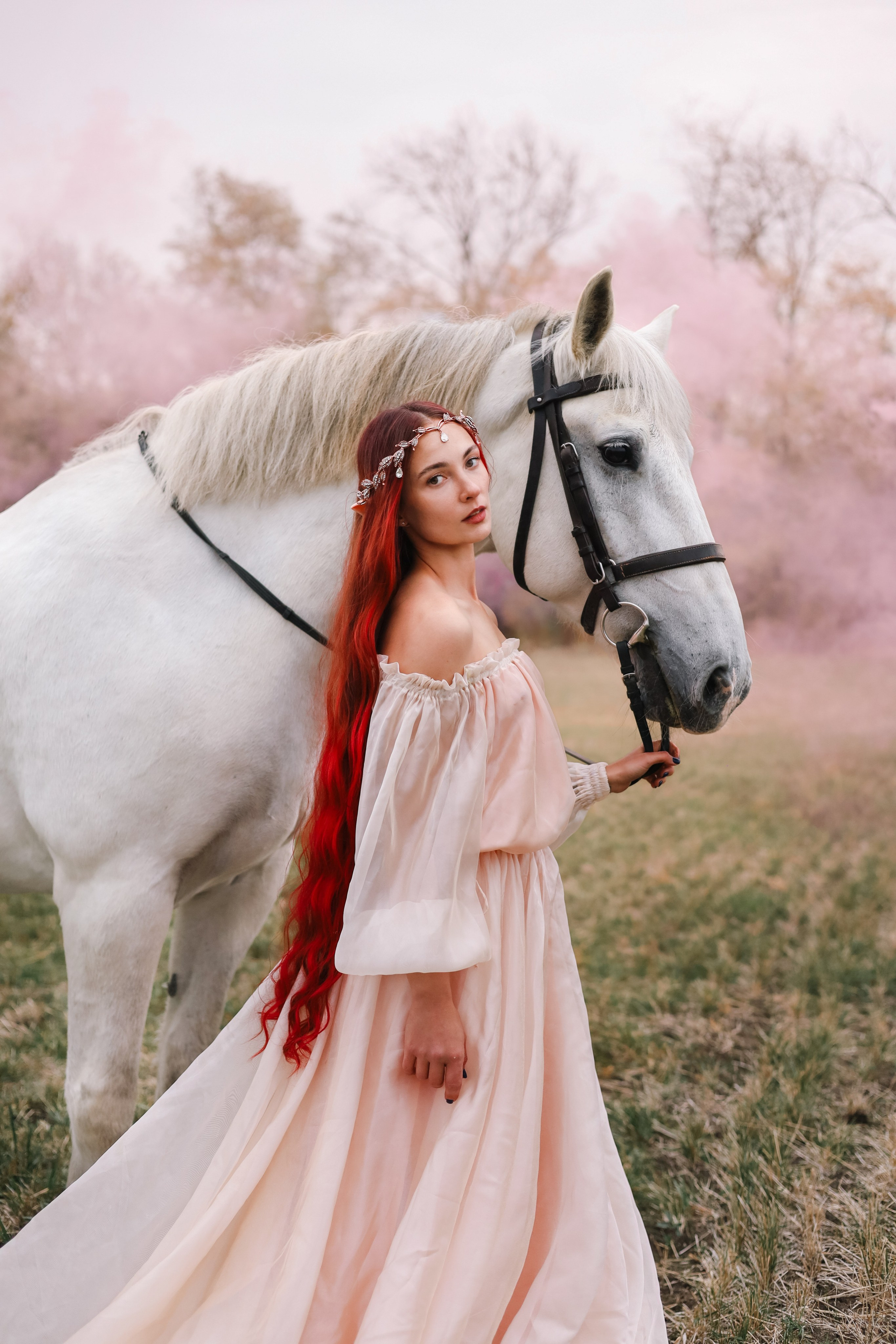 Сказочная съемка с цветным дымом. Семейный и конный фотограф в Краснодарском крае и Адыгее