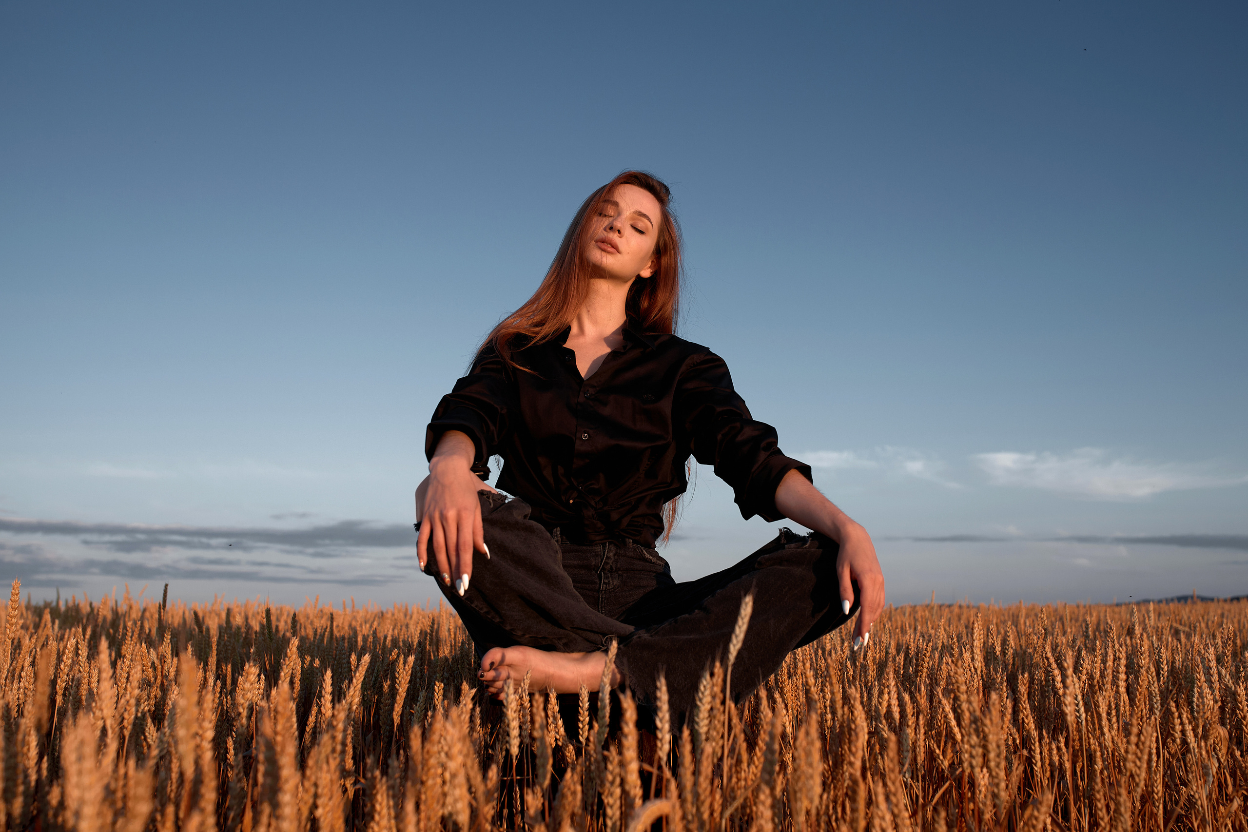 Индивидуальная фотосессия для Маши в поле пшеницы
