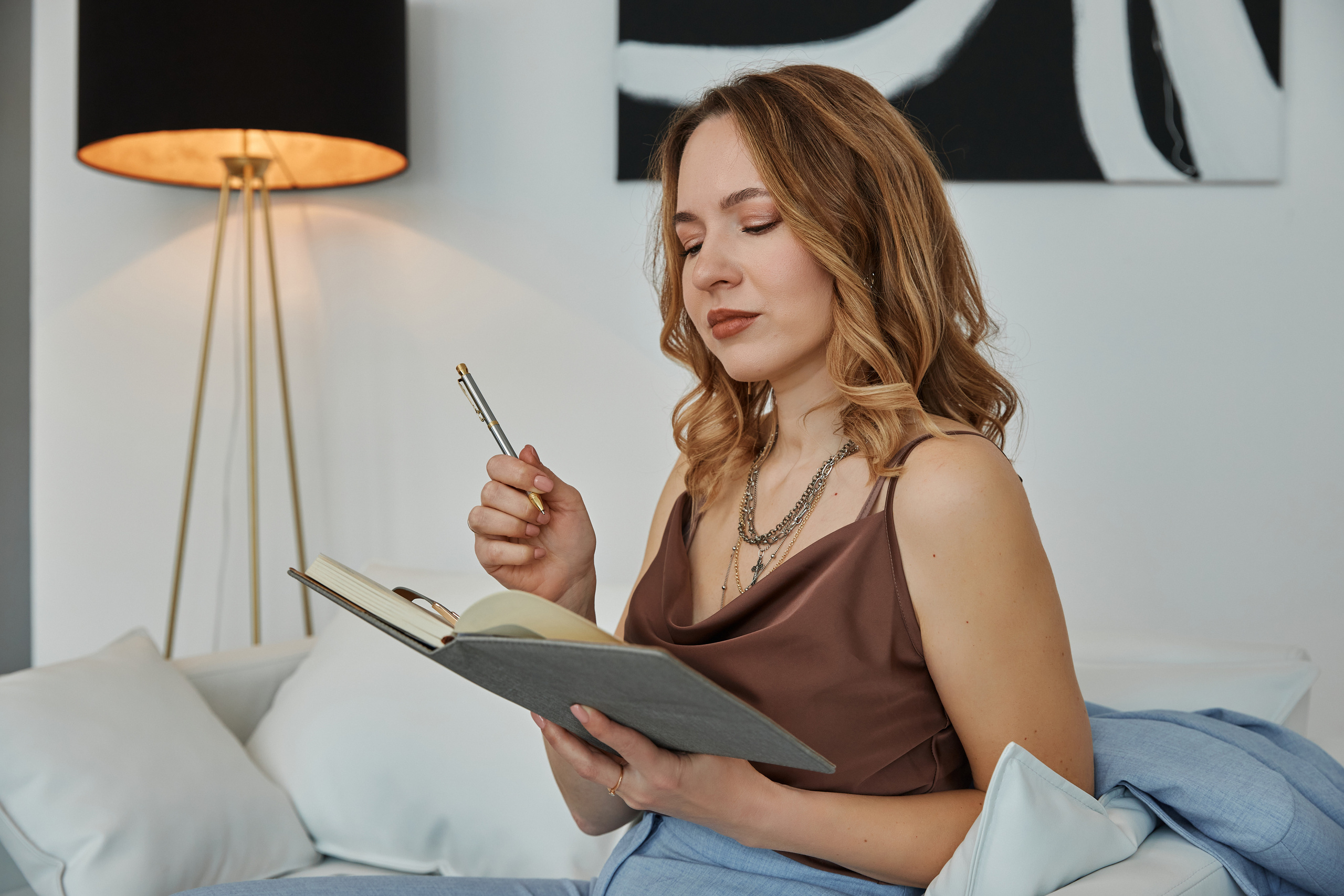 Индивидуальная фотосессия для Насти в студии