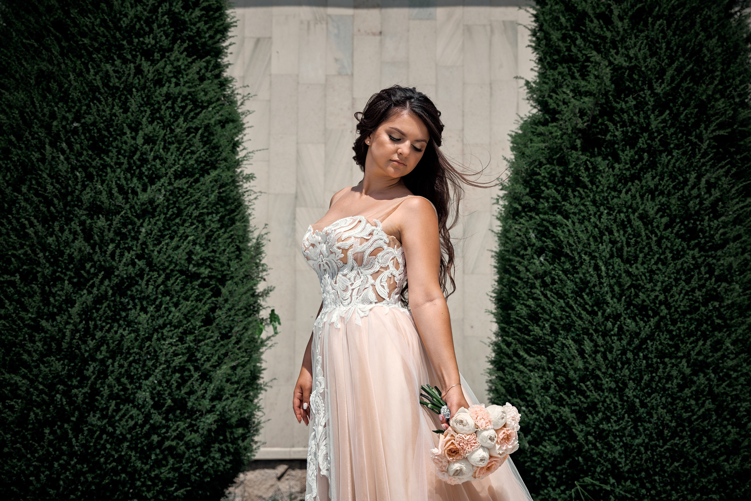 Свадебная фотосессия для Сергея и Анны в гольфклубе «Раевский»