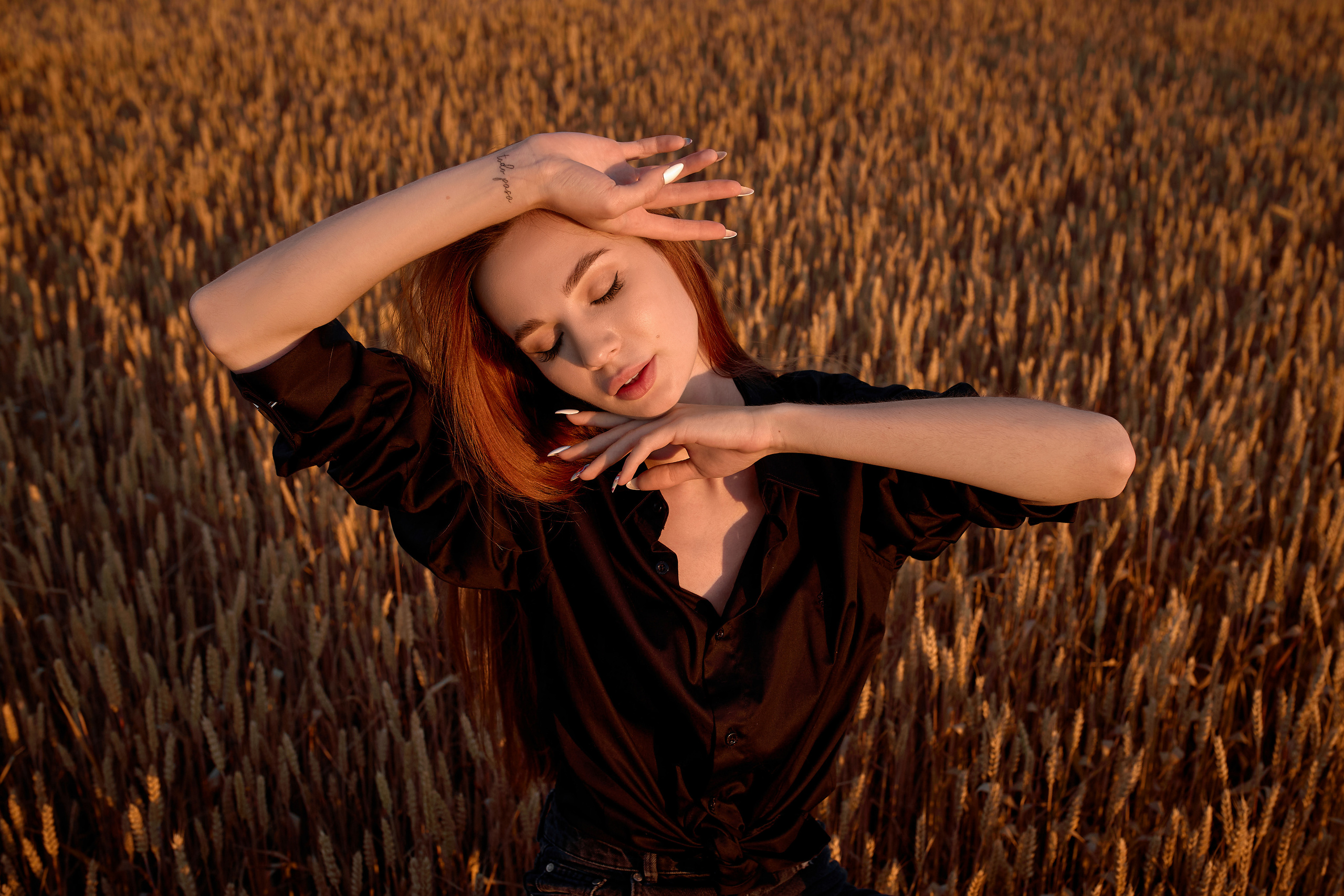 Индивидуальная фотосессия для Маши в поле пшеницы