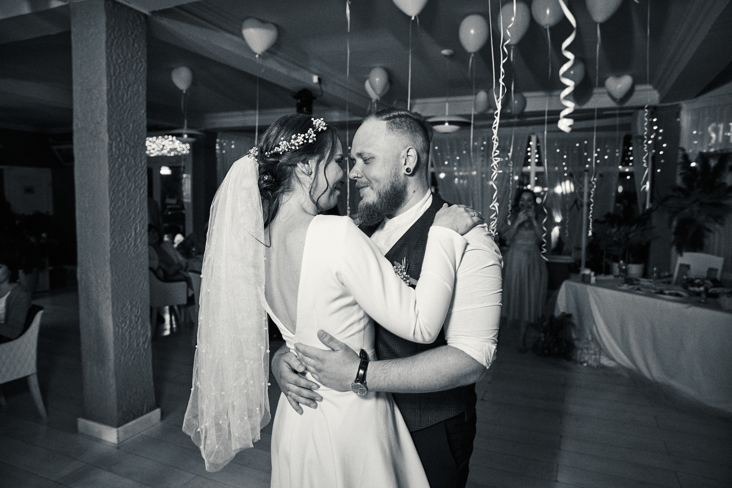 Первый танец молодых