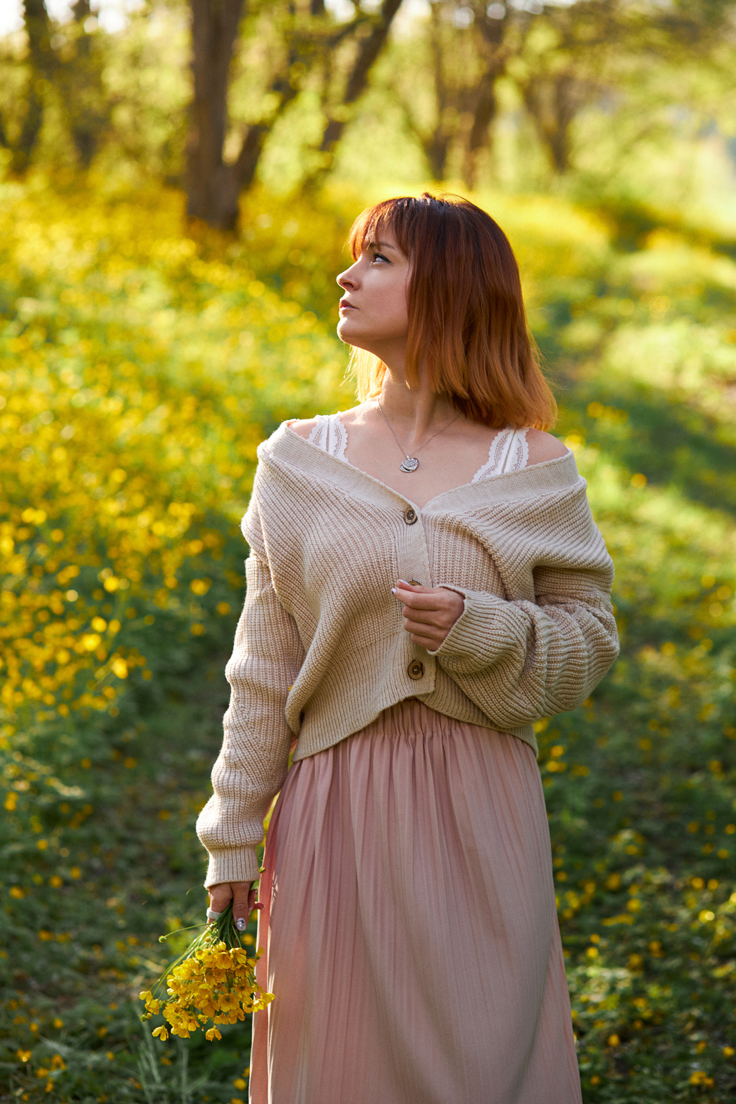 Индивидуальная фотосессия девушка в цветах Анапа