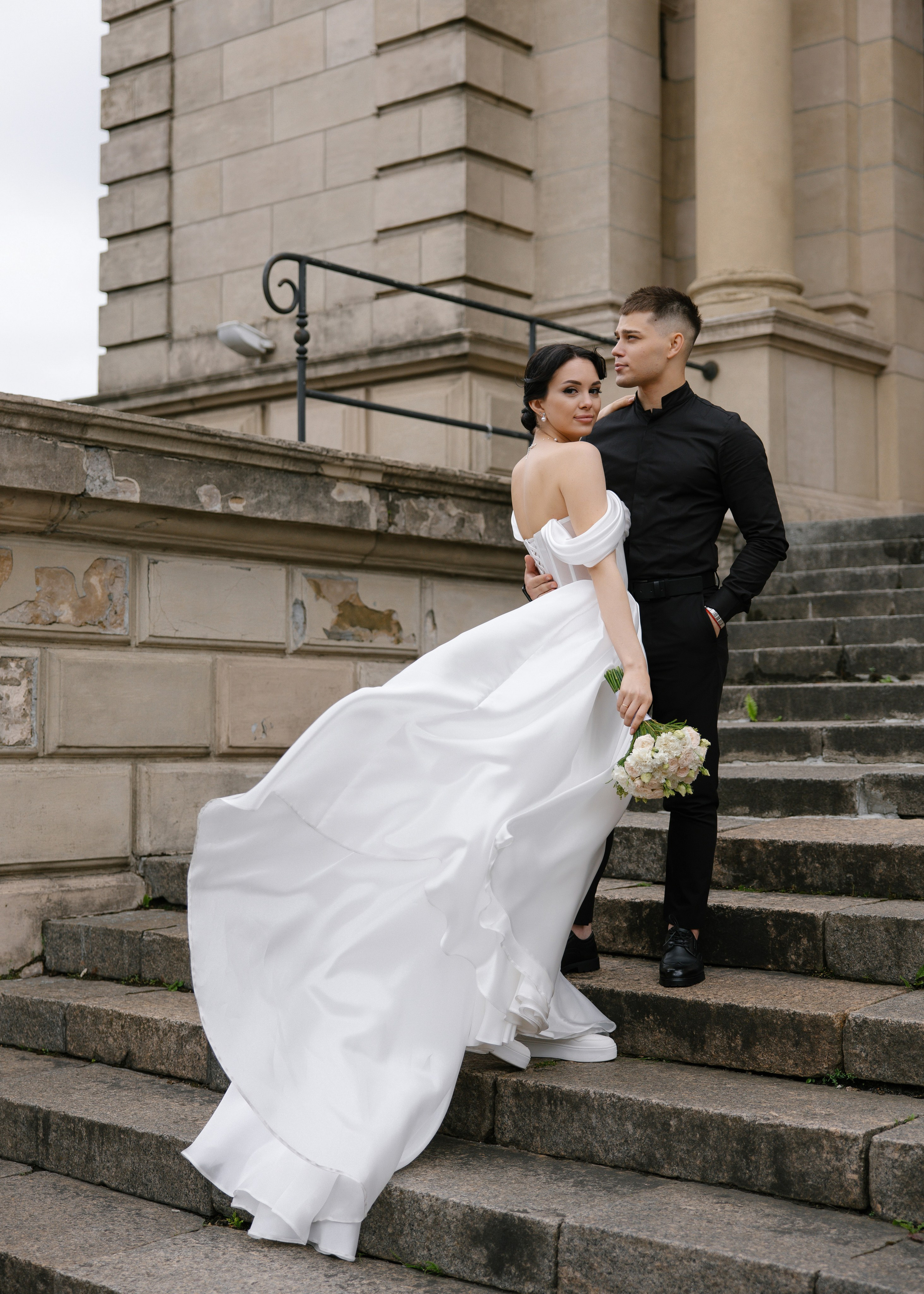 Дарина и Данил в музее изобразительных искусств. Свадебный фотограф в Калининграде Ольга Пасечник