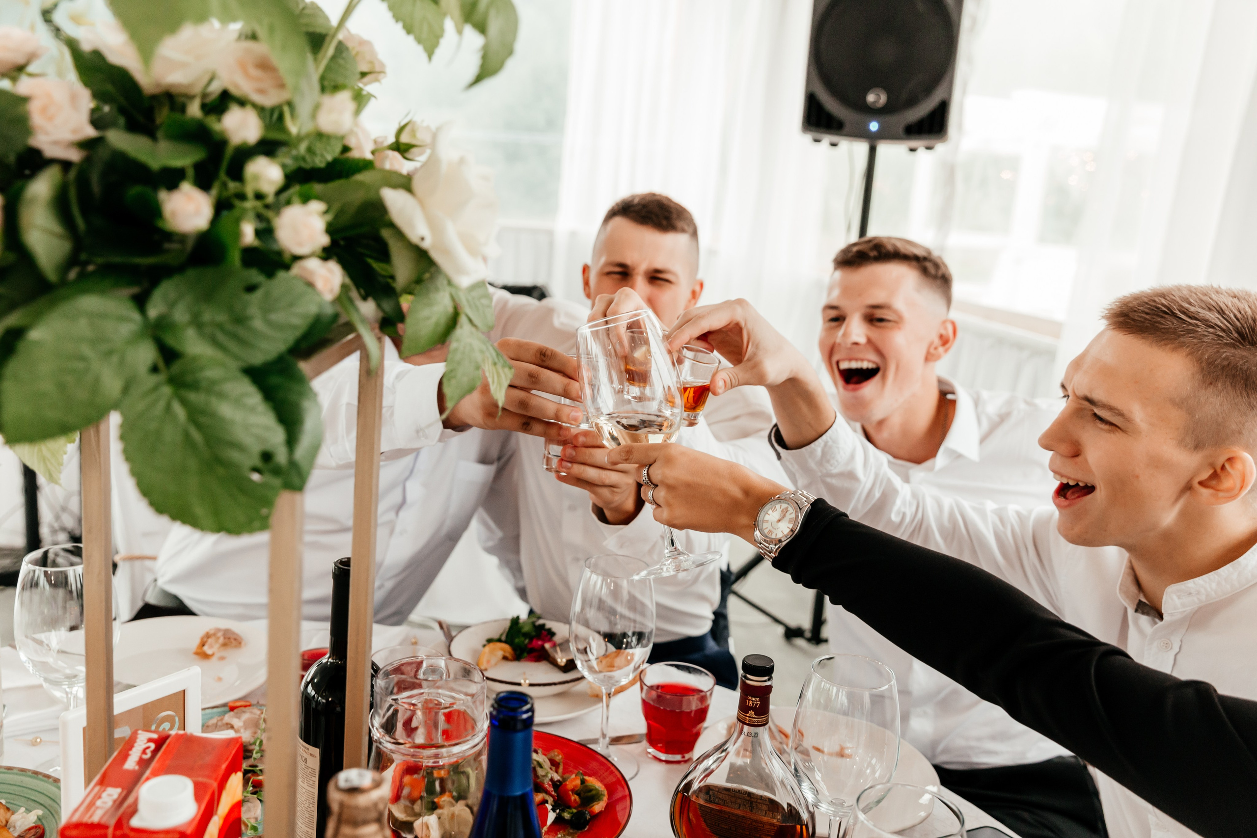 MORE WEDDING PHOTOS. Главная