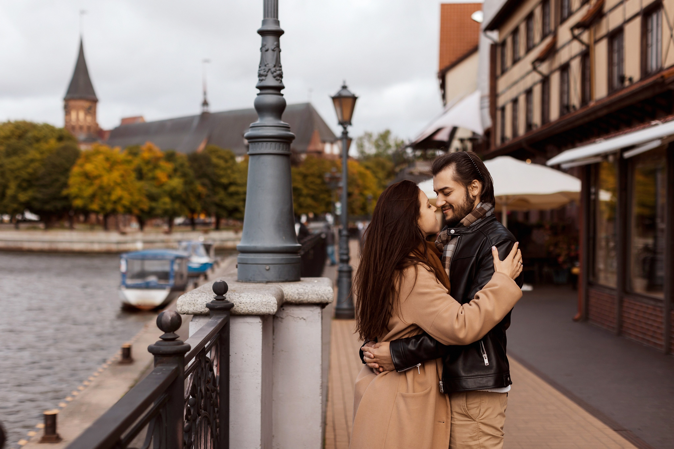 Прогулка по Рыбной деревне и острову Канта, осень. Фотограф в Калининграде свадебная фотография, репортажная, фотосессии