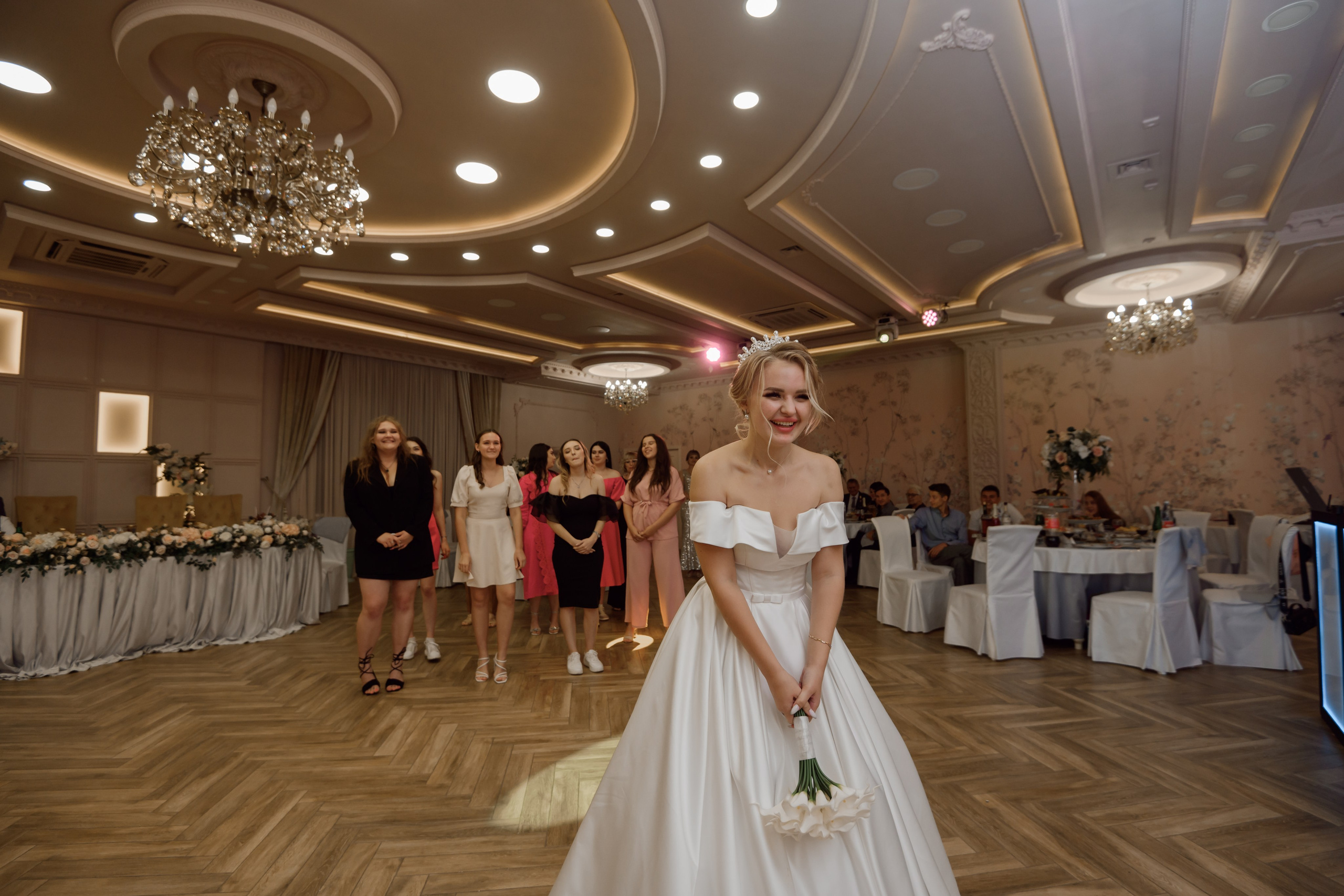 T & A. Свадебный фотограф в г. Астрахань. Так же выезжаю в другие города