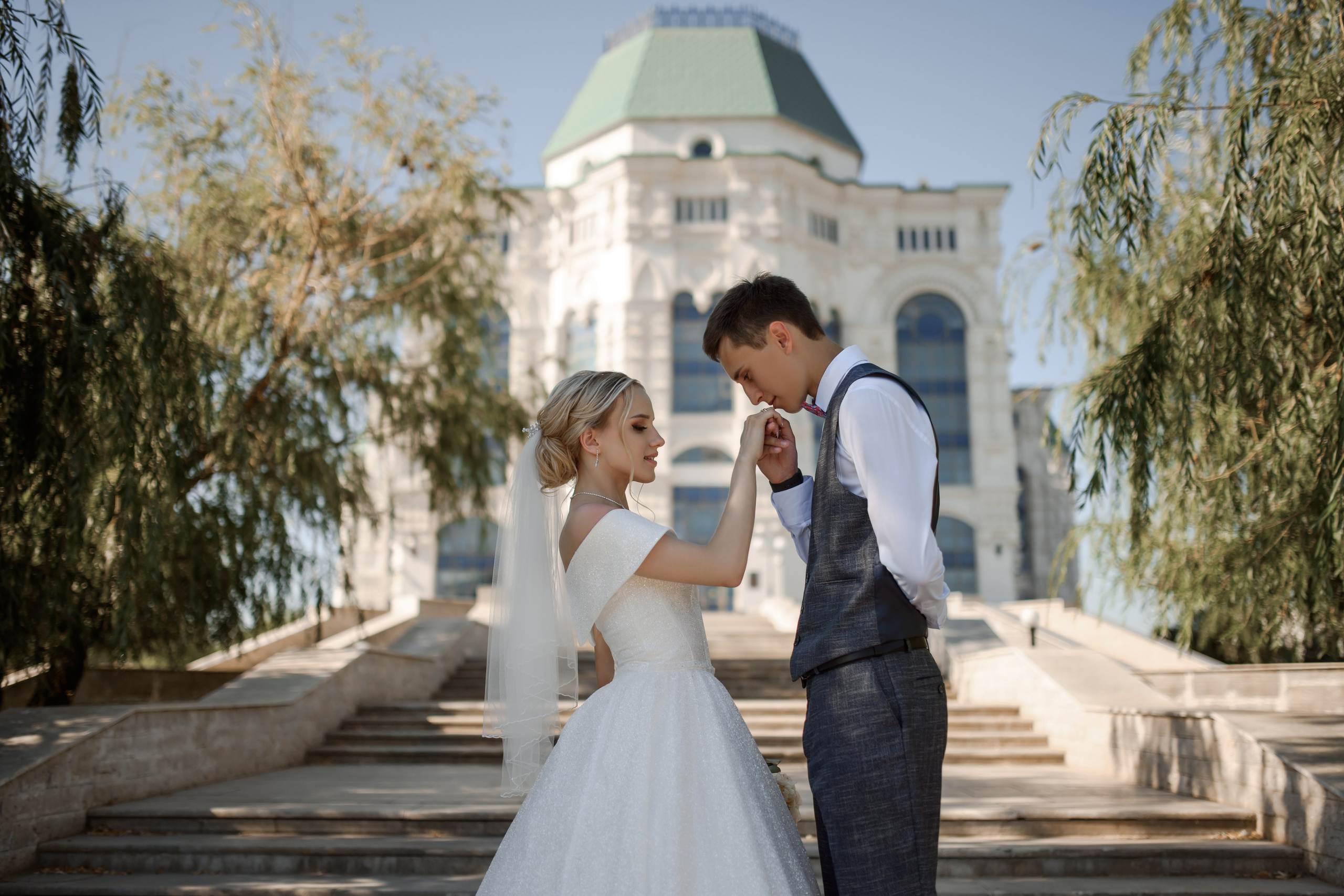 B & A. Свадебный фотограф в г. Астрахань. Так же выезжаю в другие города