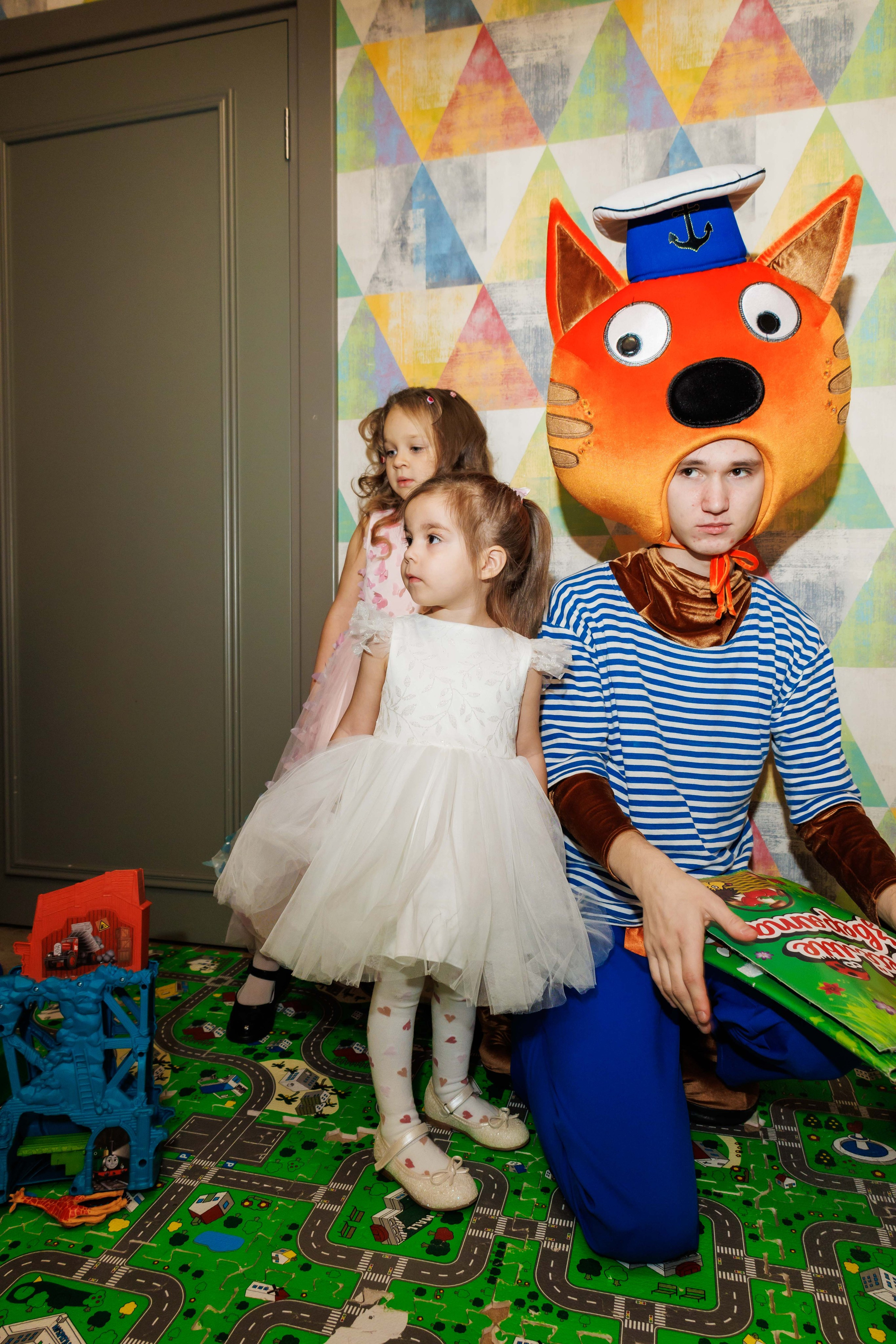 День рождения в ресторане. Фотограф в Москве Дмитрий Емельянов