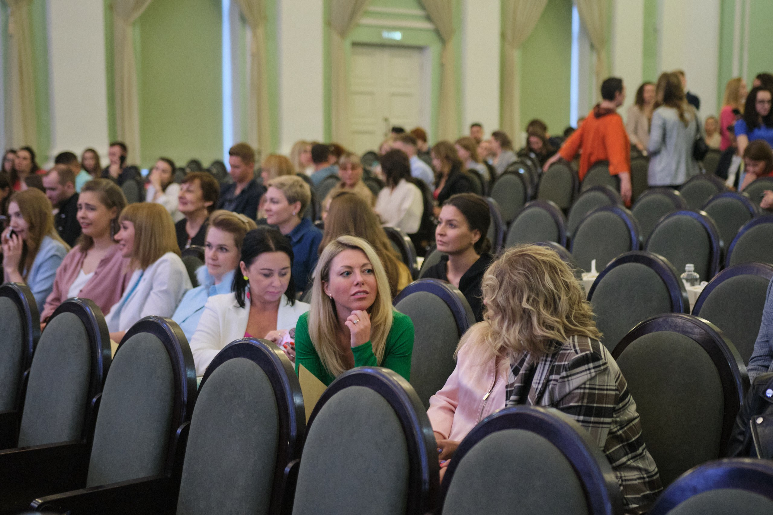 Мисс Корона Сибири. Антон Ив