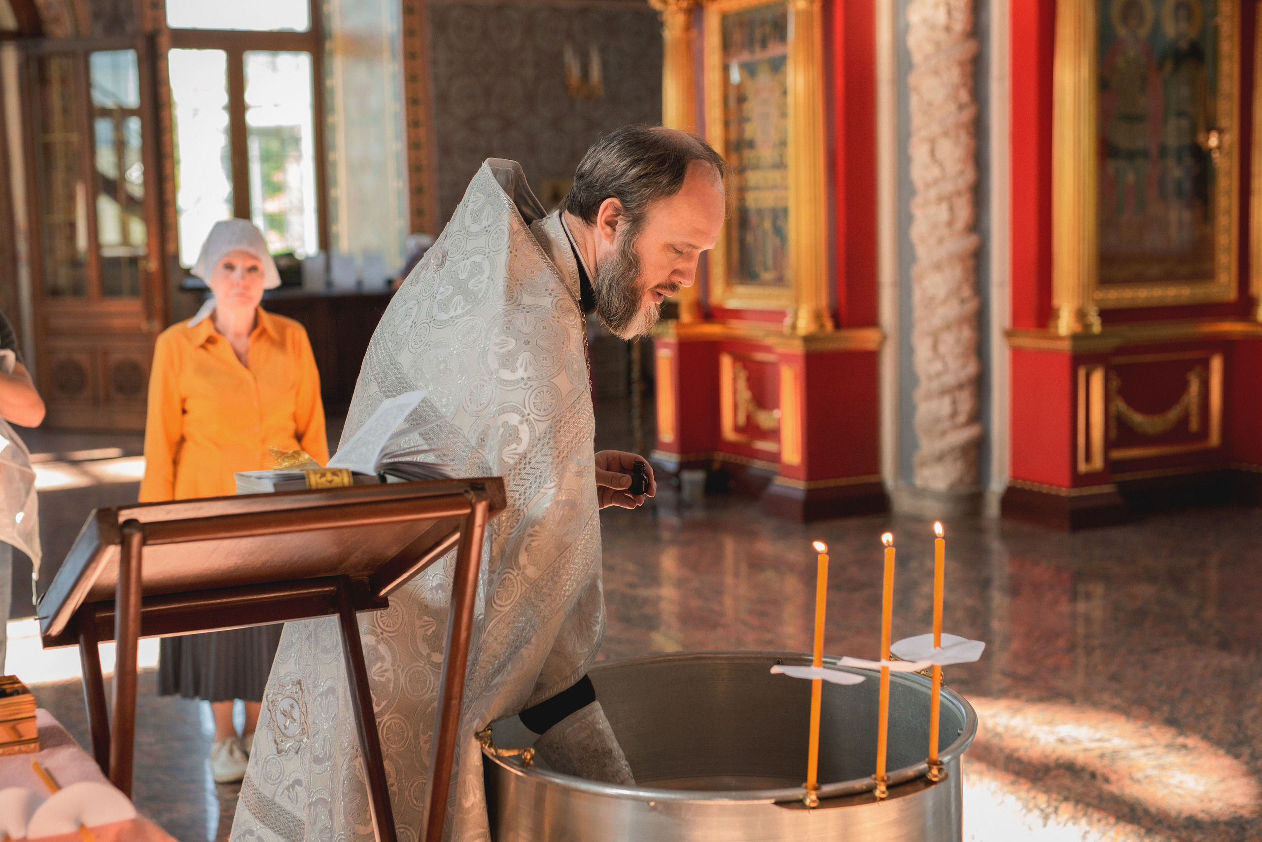 Крещение в храме Св. князя Георгия Всеволодовича. Фотограф беременности и семейный фотограф в Нижнем Новгороде Мила Шелест