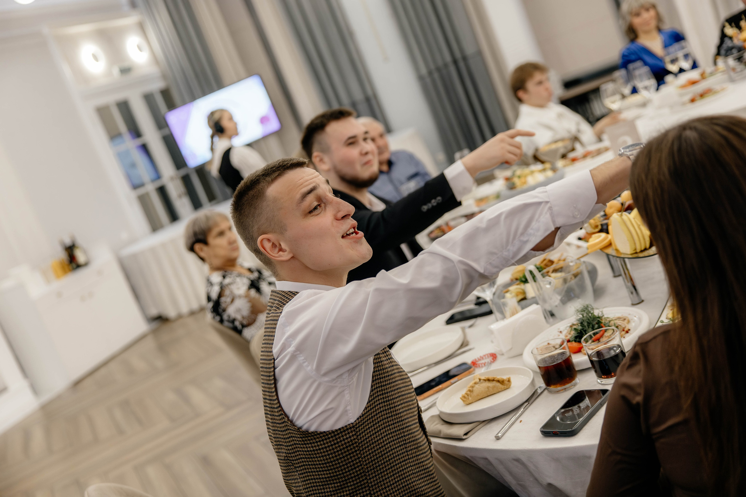 Равиль&Эльвина (банкет). Фотограф Арина Елизарова