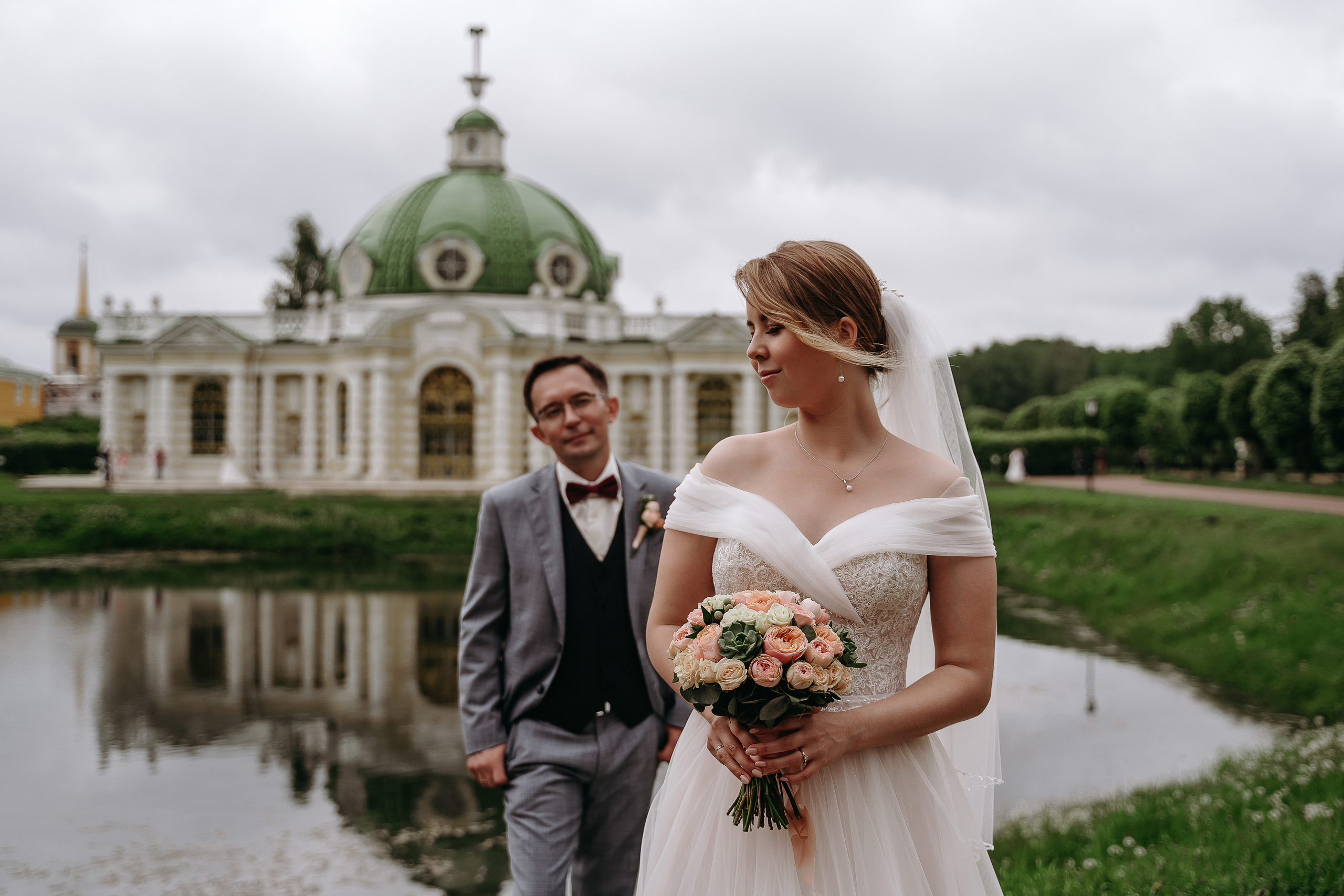 Свадебная фотосессия в усадьбе Кусково (свадьба в усадьбе Кусково)