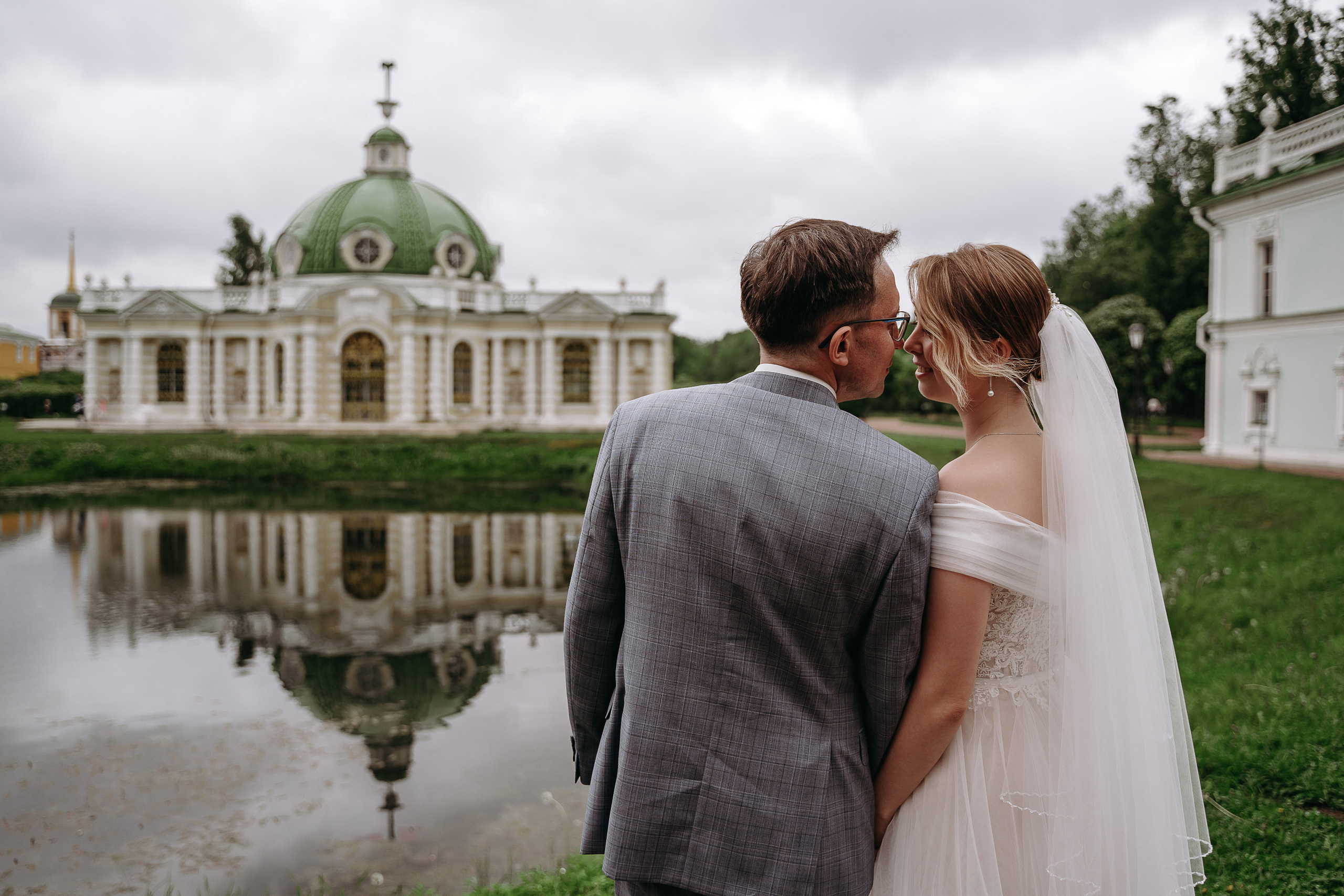 Свадебная фотосессия в усадьбе Кусково (свадьба в усадьбе Кусково)