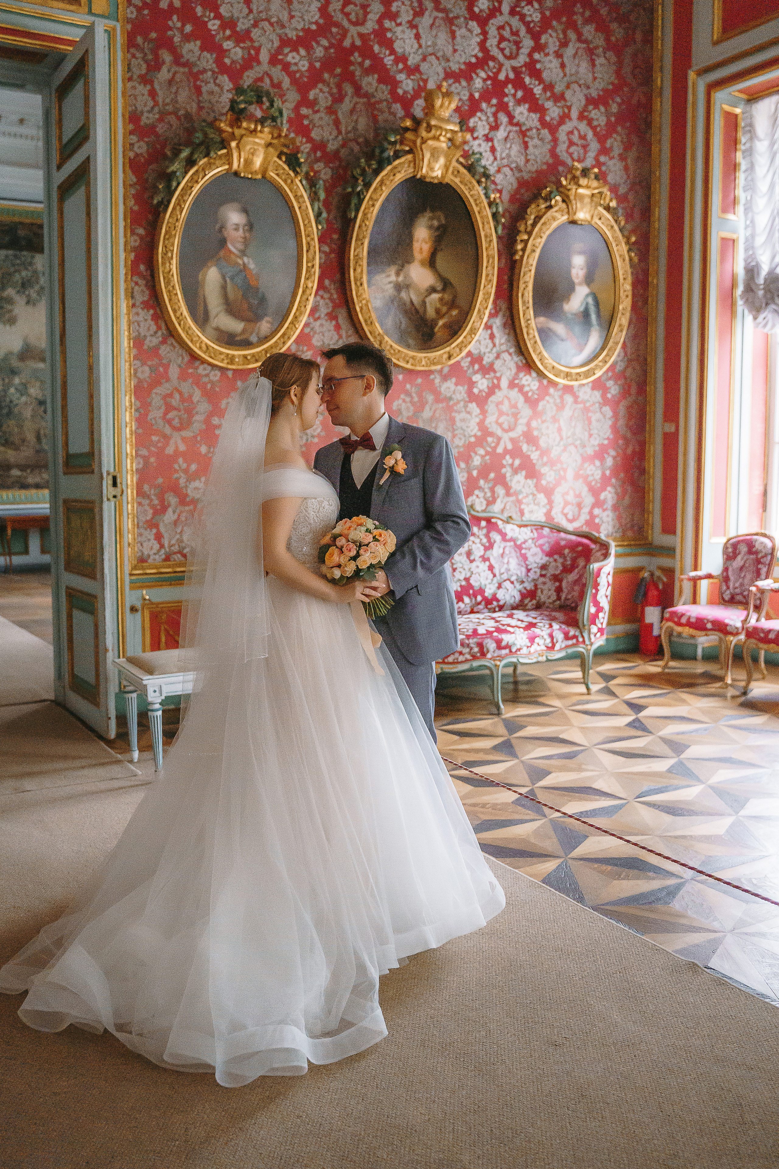 Свадебная фотосессия в усадьбе Кусково (свадьба в усадьбе Кусково)