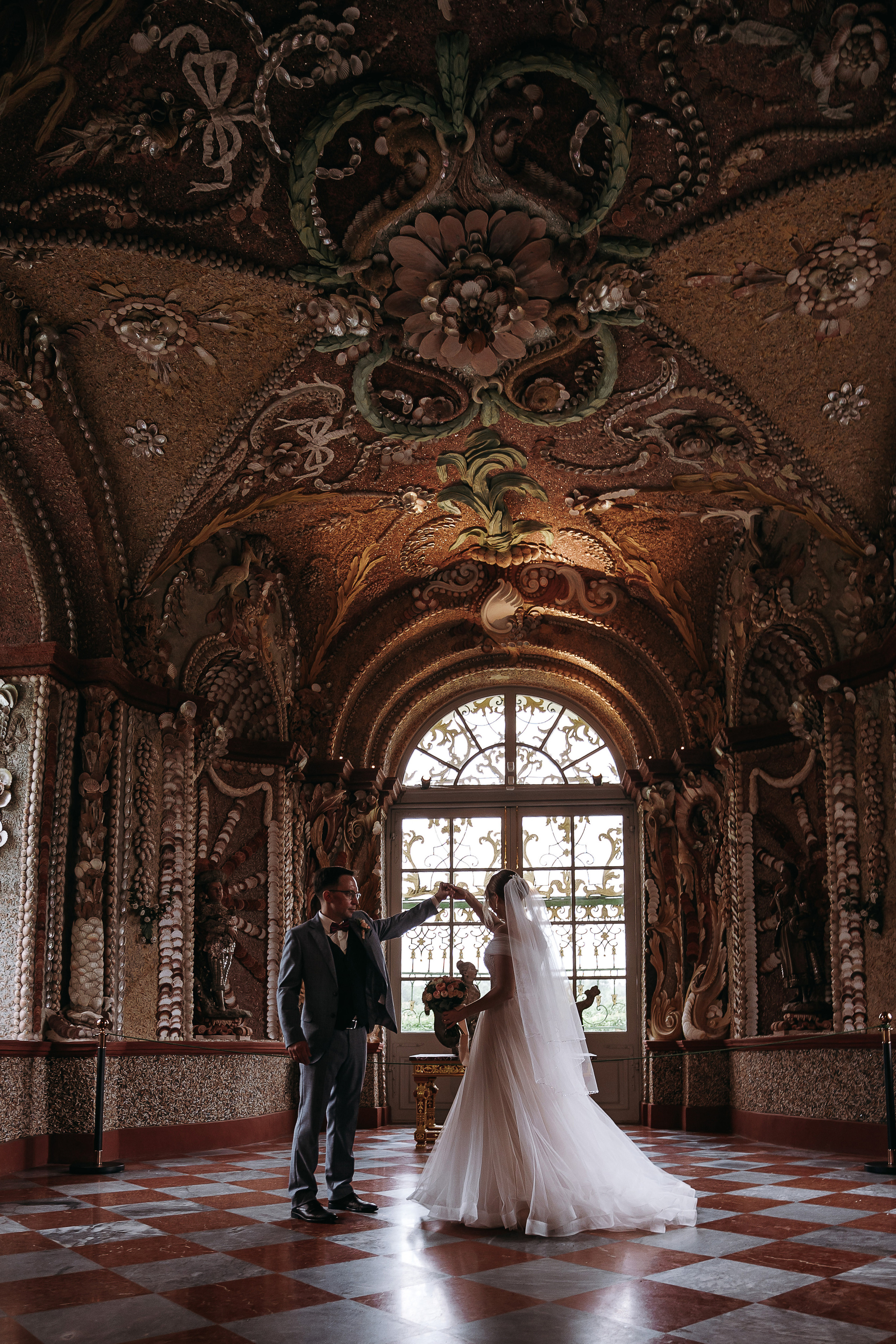 Свадебная фотосессия в усадьбе Кусково (свадьба в усадьбе Кусково)