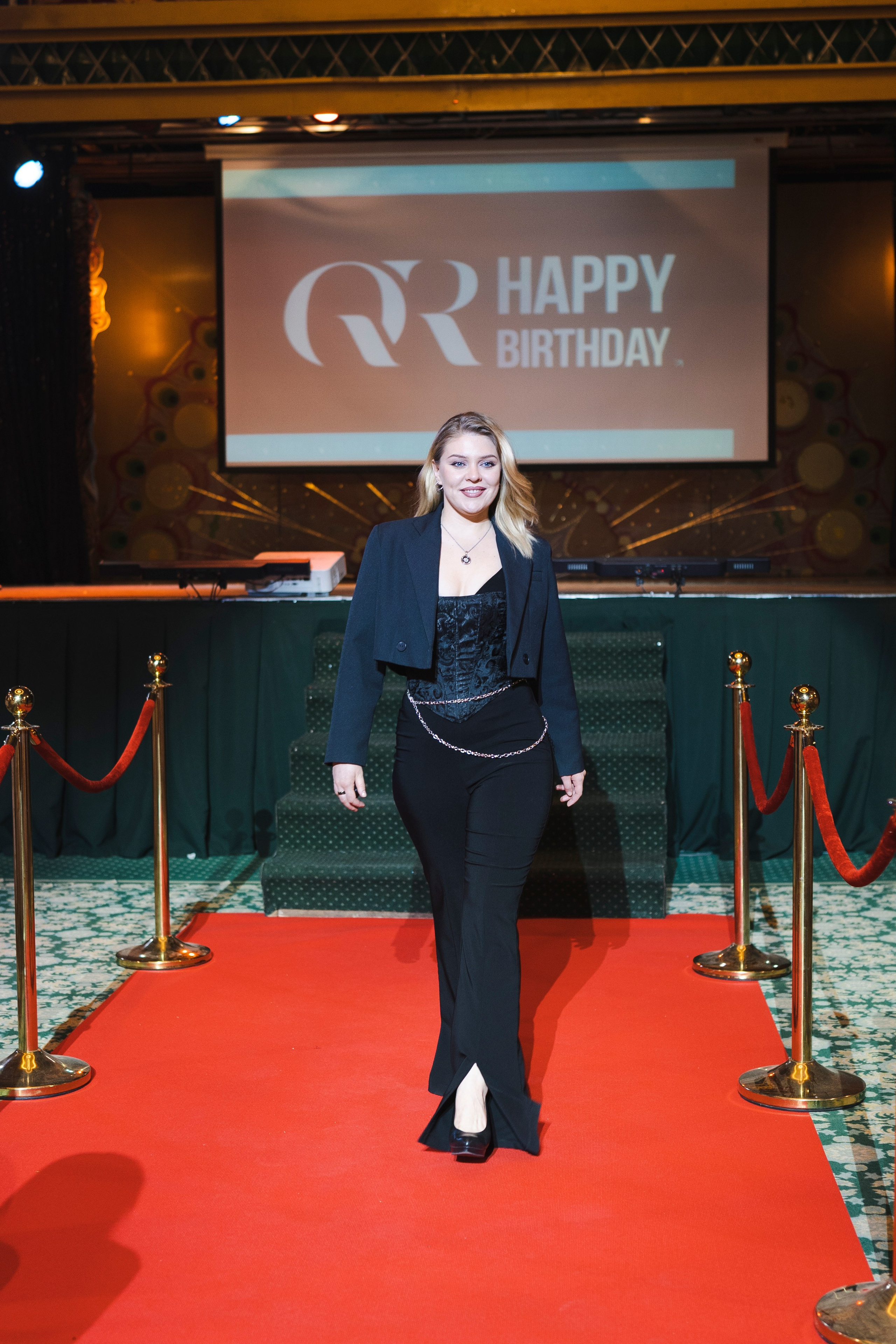 Ресторан Ярь / День рождение QR. Свадебный фотограф в Москве Кристина Чехова