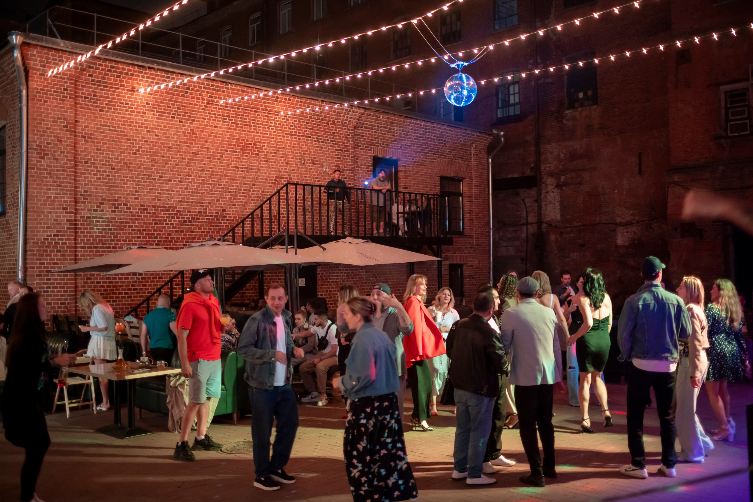 Weekend Vibes — mesto.313