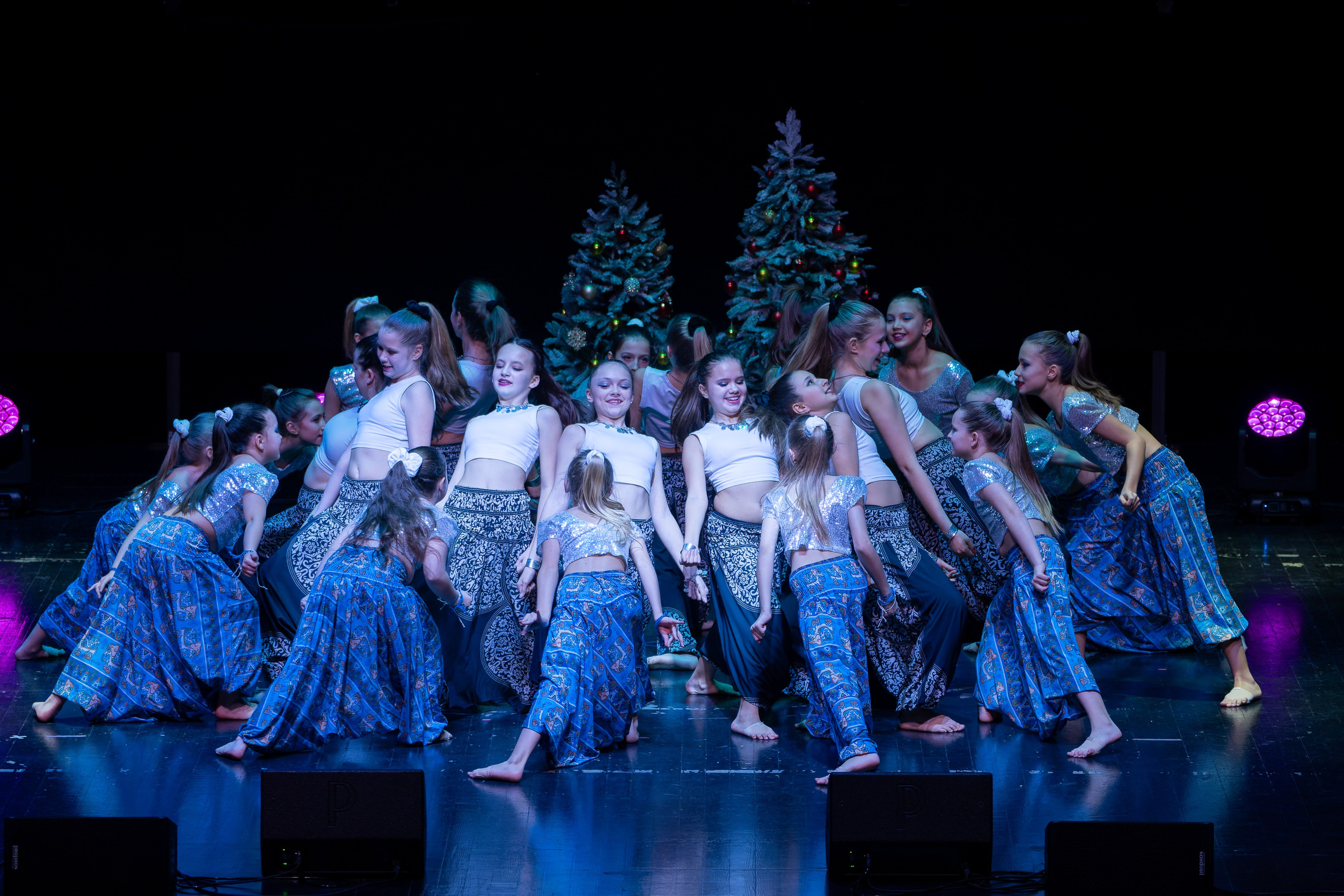 Съёмка новогодних праздников, елки для детей и родителей. «Студия DRONAVT`s» — видеосъёмка и фотография г. Москва