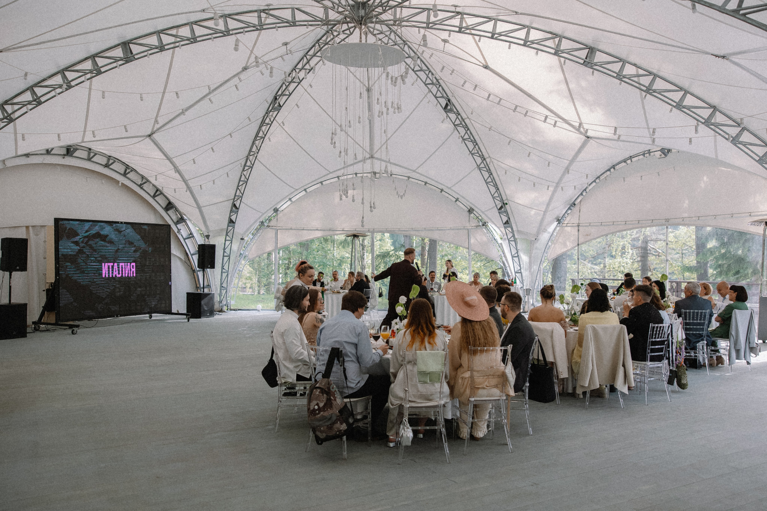 Карина + Дима: банкет. Николь — ваш любимый фотограф в Санкт-Петербурге