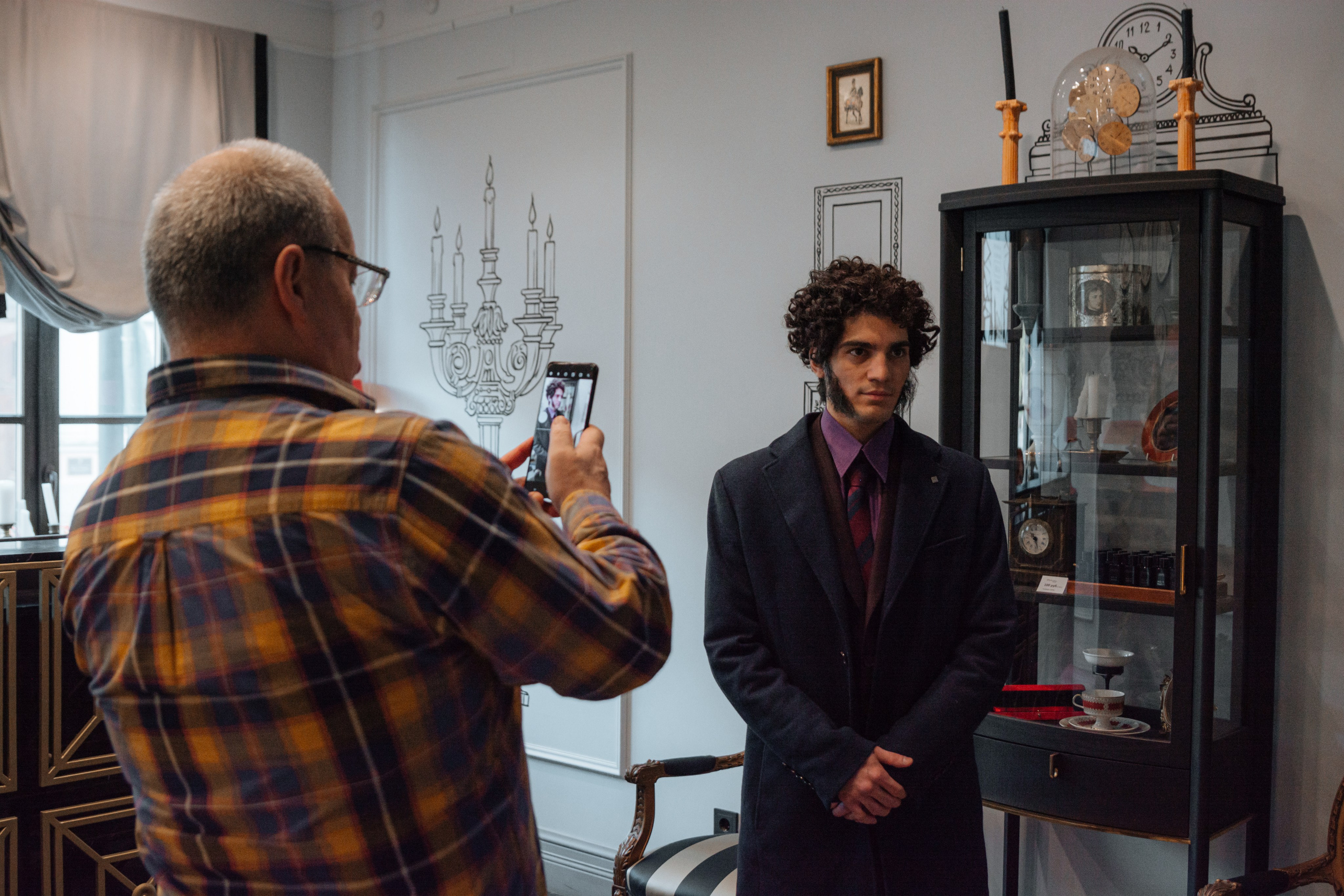 Пушкин в отеле «Оболенский». Съёмка ролика для конкурса. Портретный фотограф в Санкт-Петербурге Дмитриева Наталия