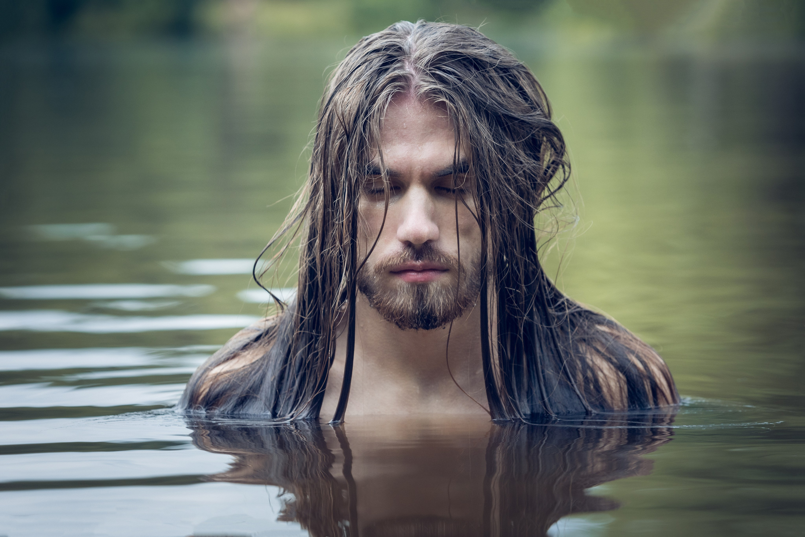 Портрет на природе. Свадебный и репортажный фотограф в Москве и Московской области