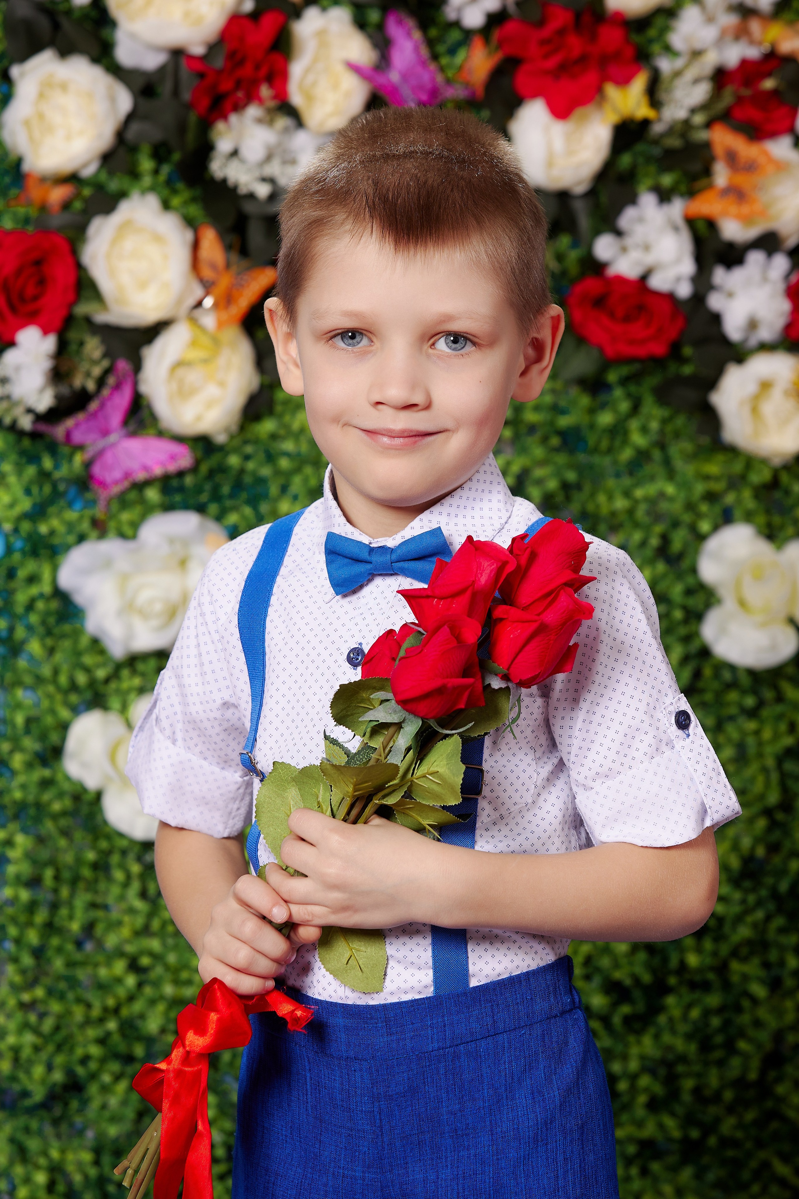 Цветы для мамы. Детская выездная фотостудия