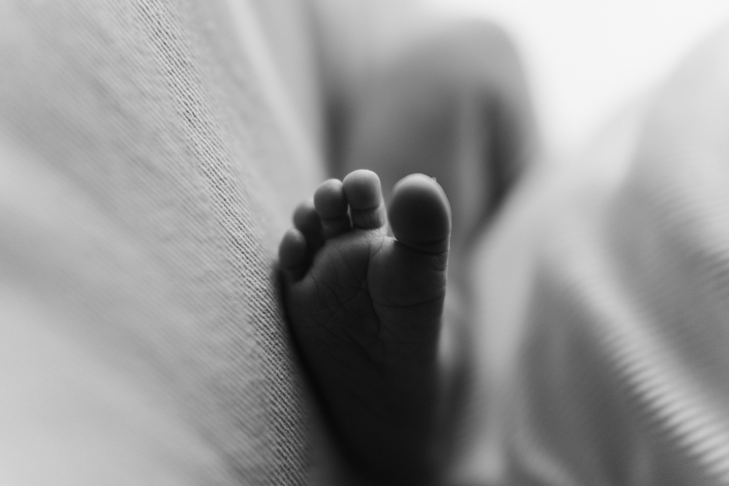 Blac & wight. Фотограф Новорожденных в Москве. Семейные истории в стиле LIFE