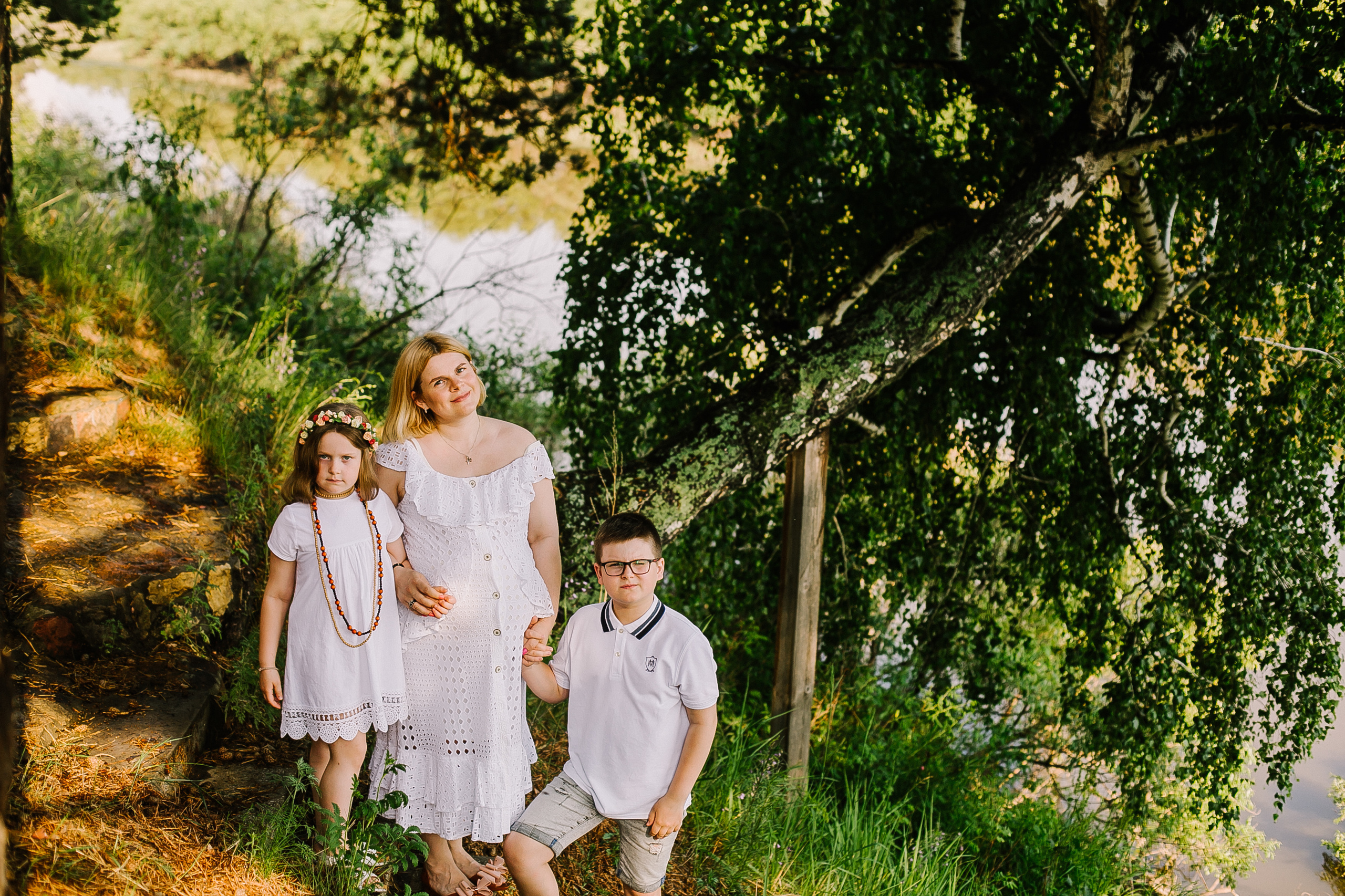Ольга и ее прекрасные детки. Летне-природная прогулка. Фотограф Полина Егорова город Тюмень