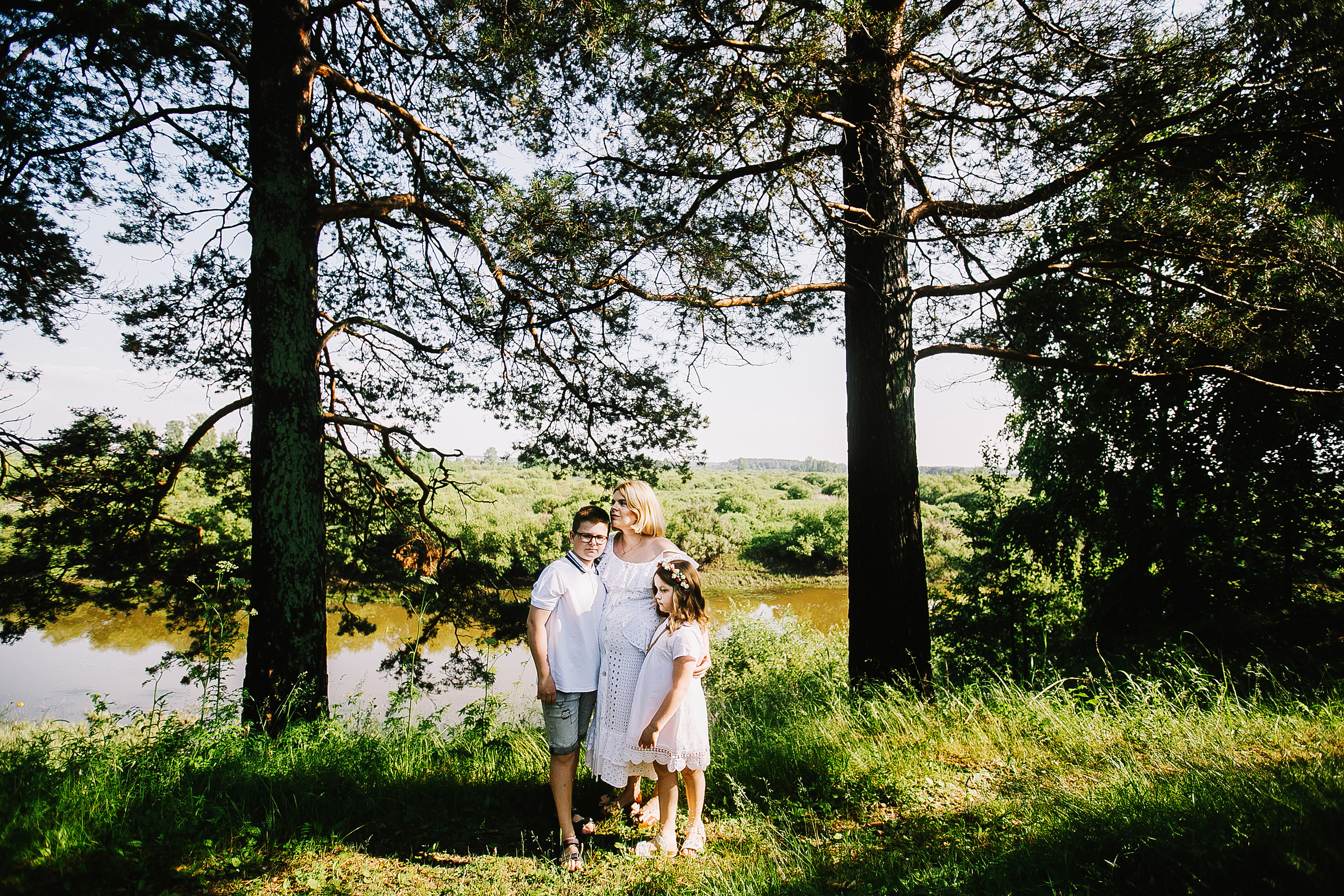 Ольга и ее прекрасные детки. Летне-природная прогулка. Фотограф Полина Егорова город Тюмень