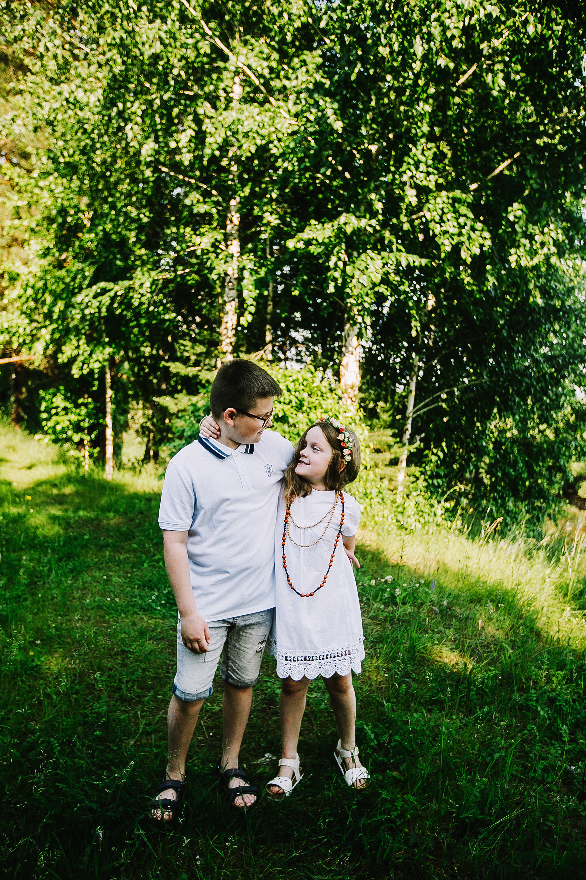Ольга и ее прекрасные детки. Летне-природная прогулка. Фотограф Полина Егорова город Тюмень