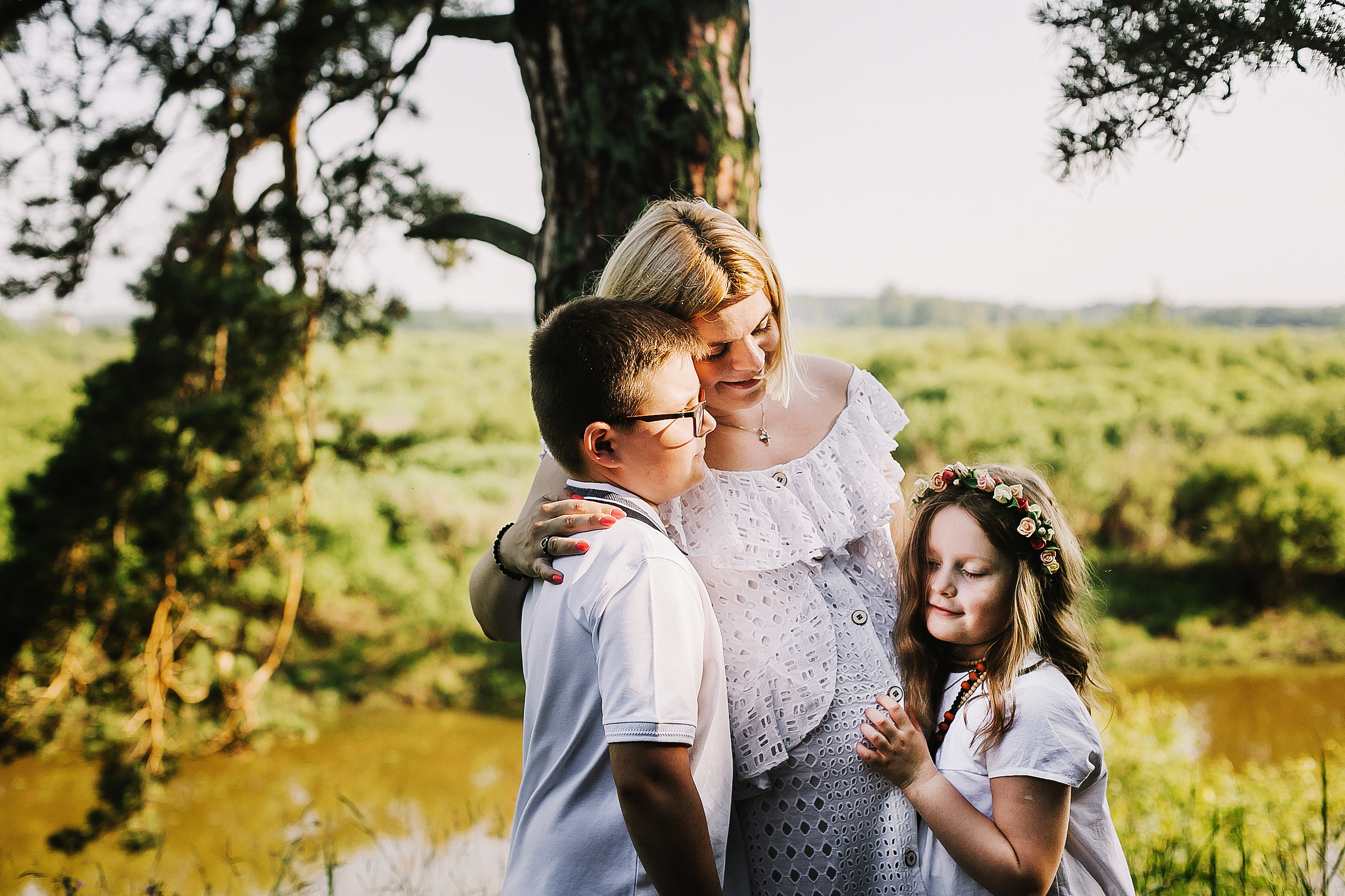 Ольга и ее прекрасные детки. Летне-природная прогулка. Фотограф Полина Егорова город Тюмень