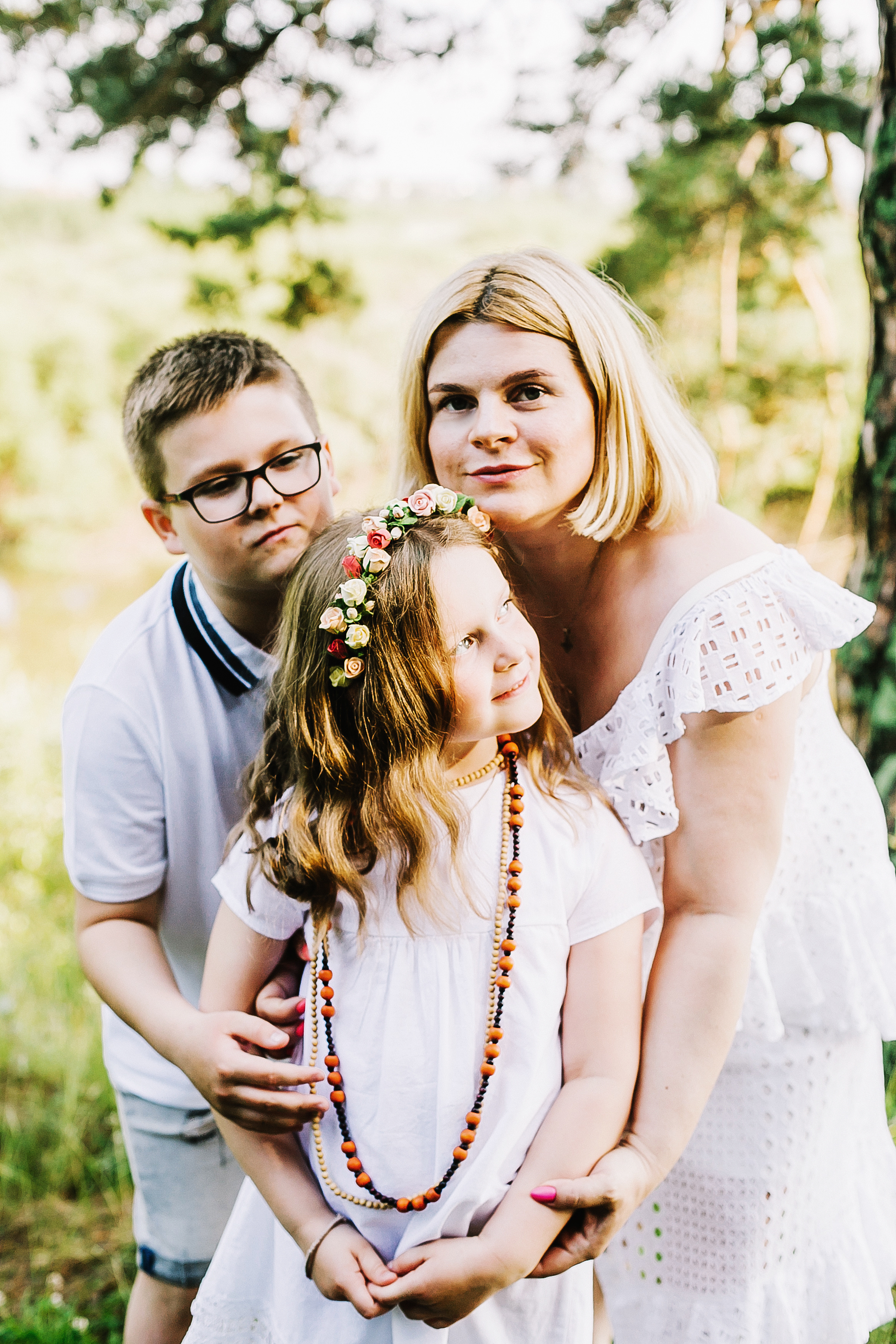 Ольга и ее прекрасные детки. Летне-природная прогулка. Фотограф Полина Егорова город Тюмень