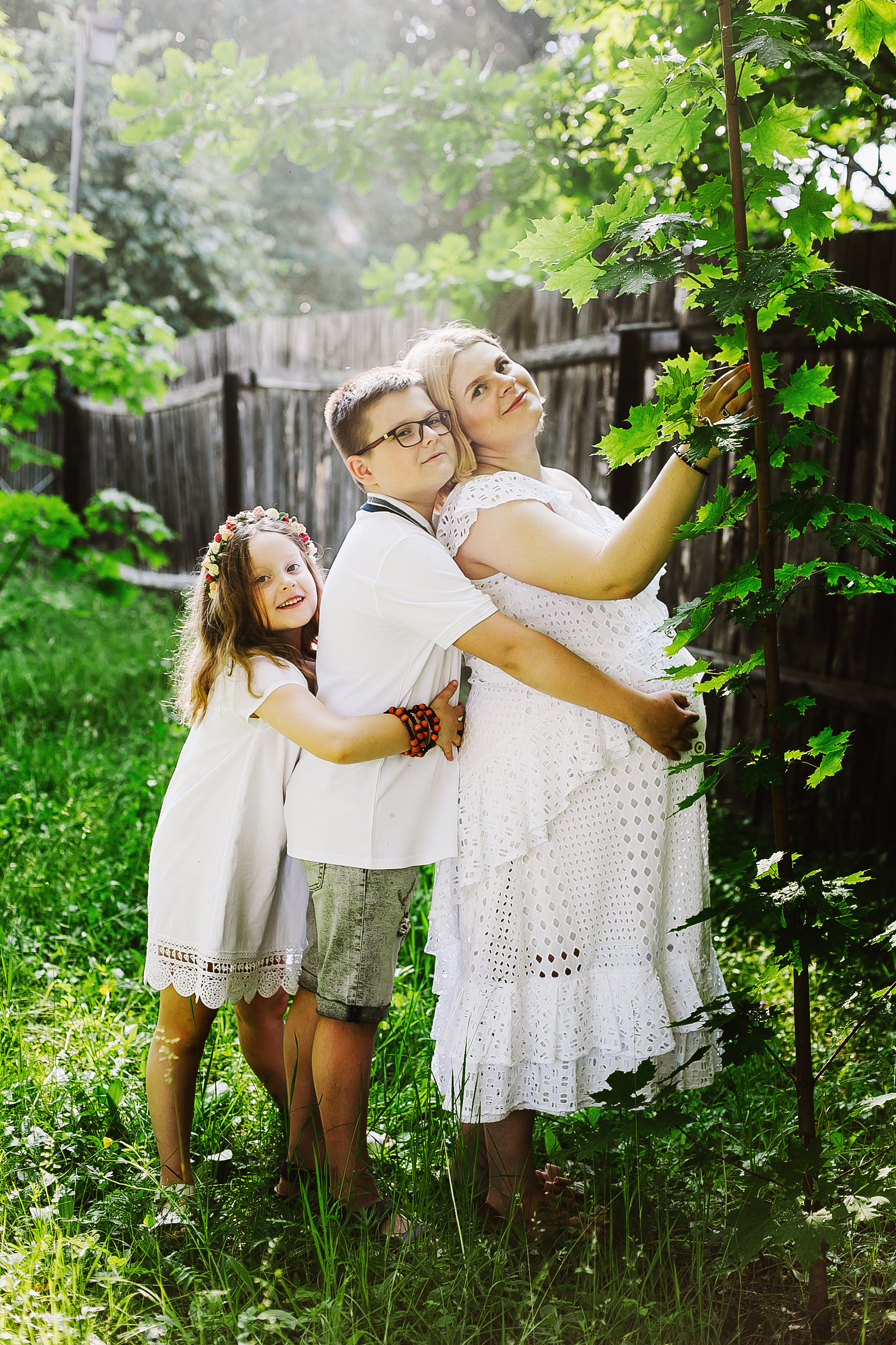 Ольга и ее прекрасные детки. Летне-природная прогулка. Фотограф Полина Егорова город Тюмень