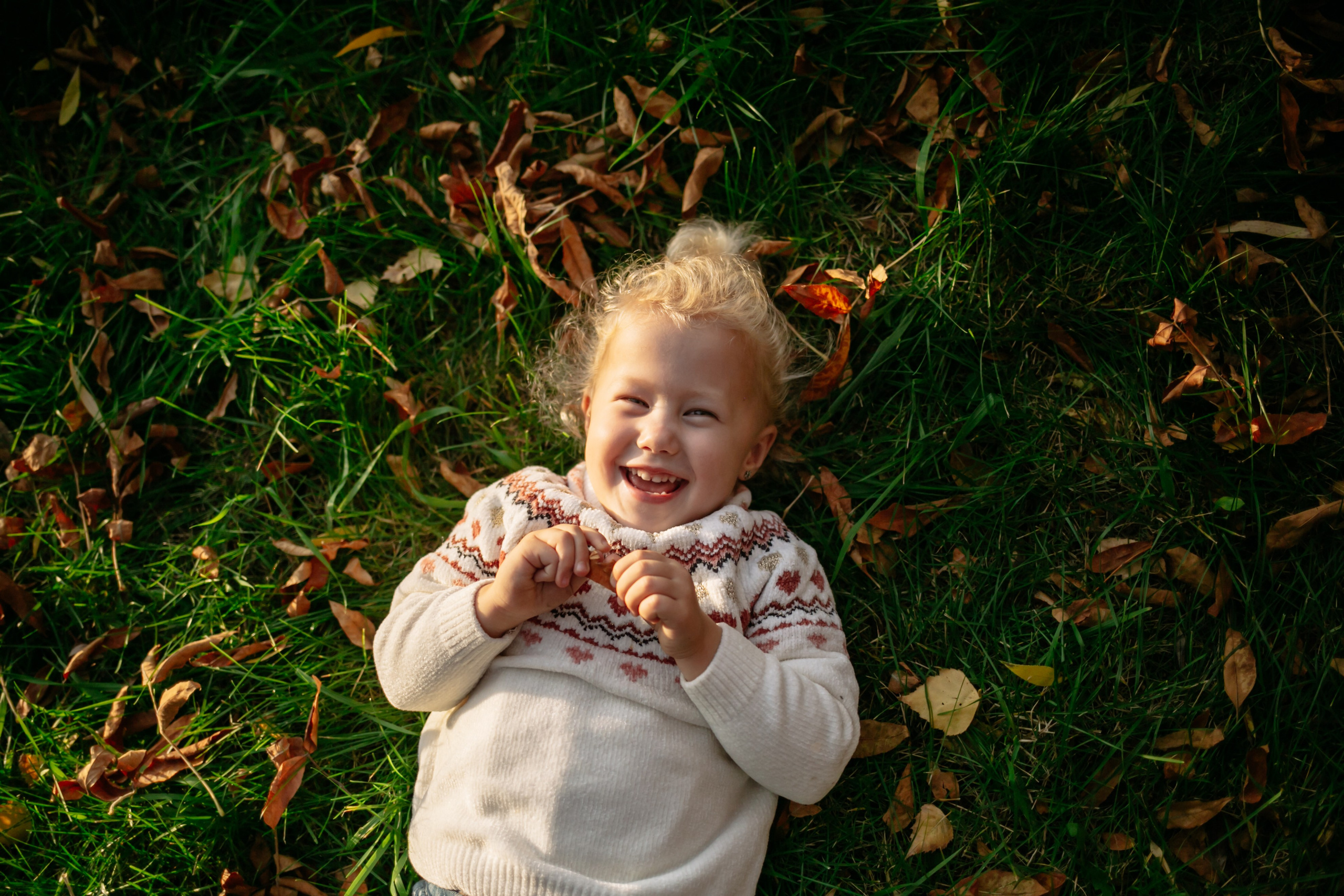 Юля, Анюта, Есения