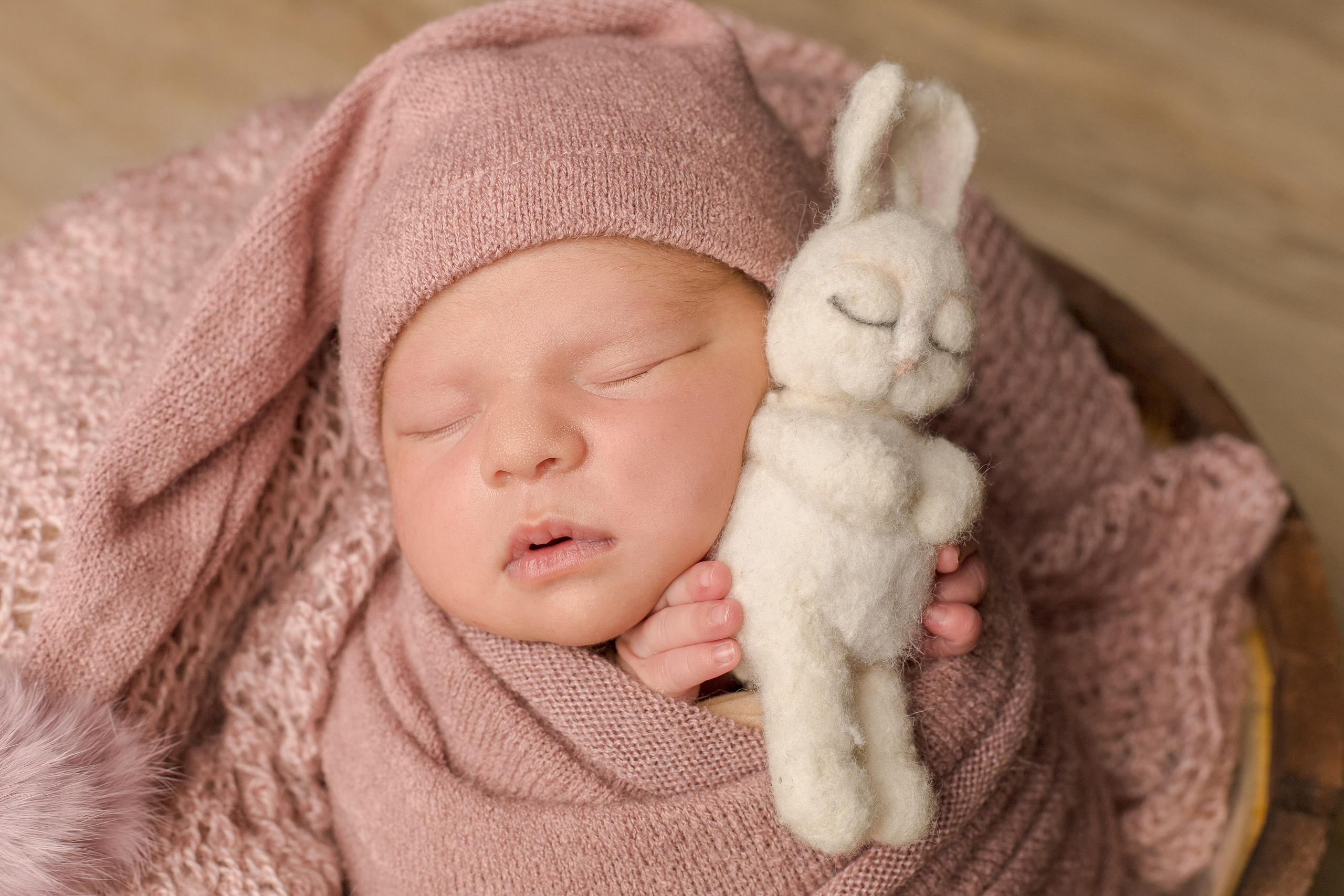 Новорожденные. Фотограф новорожденных Омск —со всем необходимым к вам домой