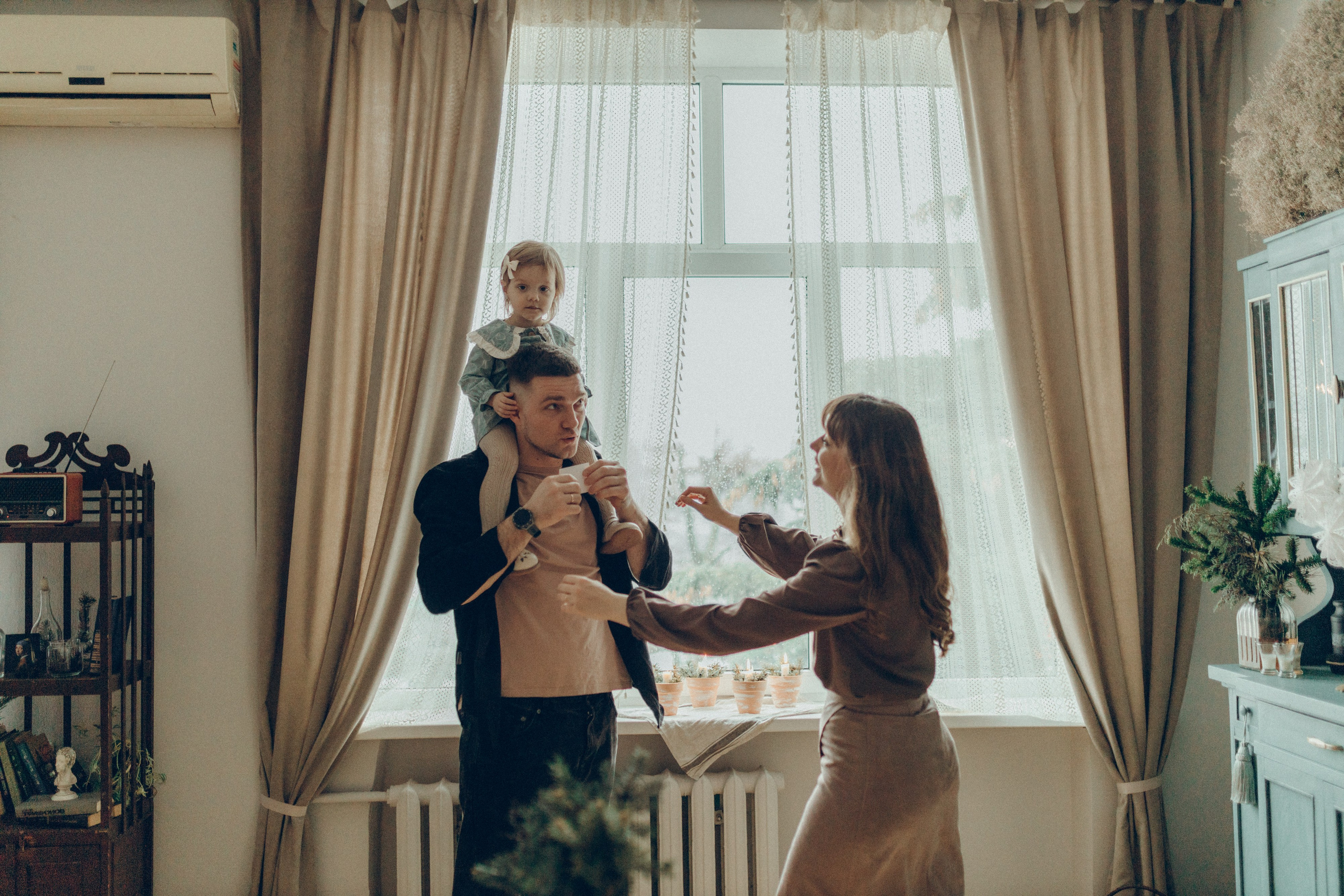 Алла, Кирилл и Катюша. Семейный фотограф и фотограф на роды в Ростове-на-Дону Мухина Виктория