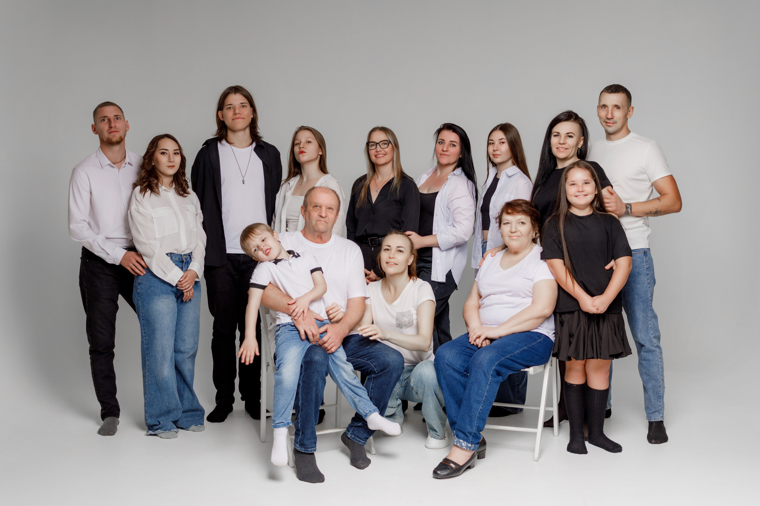 Студийный фотограф в Караганде Алексей Баранов. Фотограф Алексей Баранов. Фотостудия Flash. Семейные фотосессии в Караганде. Индивидуальные фотосессии, детские фотосессии, парные фотосессии в Караганде. Интерьерная фотосессия в Караганде. Семейный фотограф Алексей Баранов. Детский фотограф Алексей Баранов. Художественный фотограф Алексей Баранов. Свадебный фотограф Алексей Баранов. Черно-Белая съемка в Караганде. Самые лучшие семейный и детские фотосессии в Караганде. 