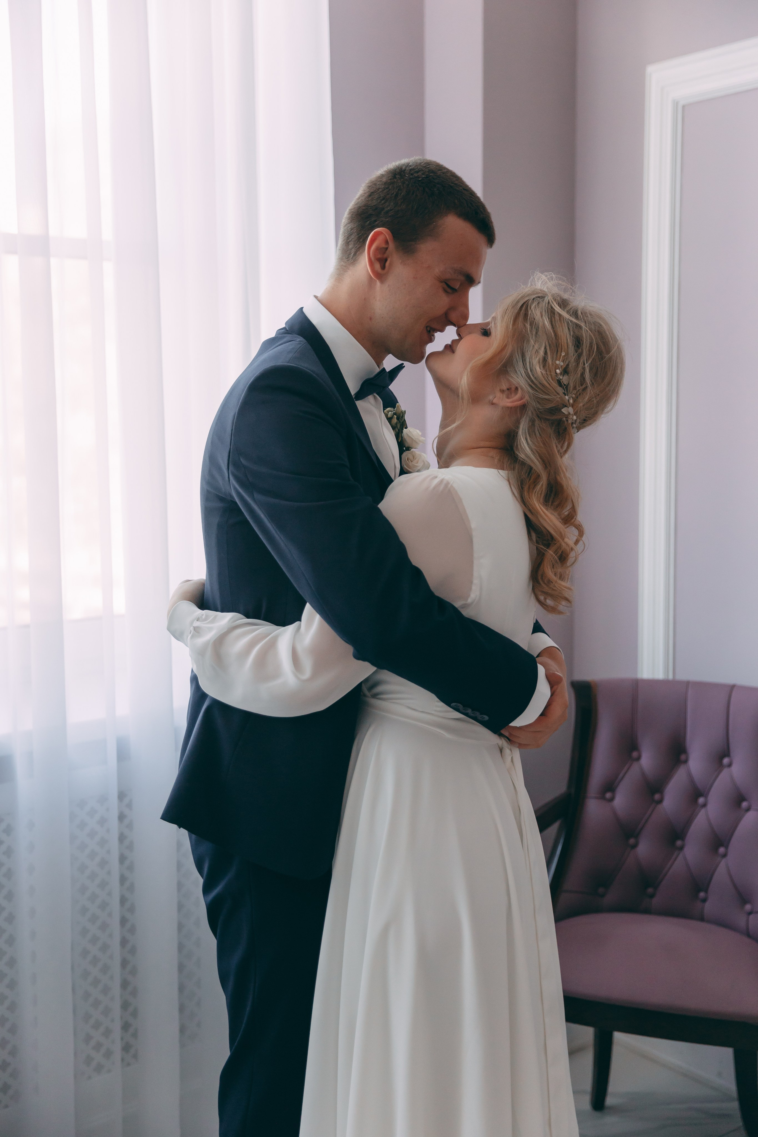 Надя и Валера, ЗАГС Доблести и Витебский вокзал. Семейный фотограф в Санкт-Петербурге Алиса Мохова