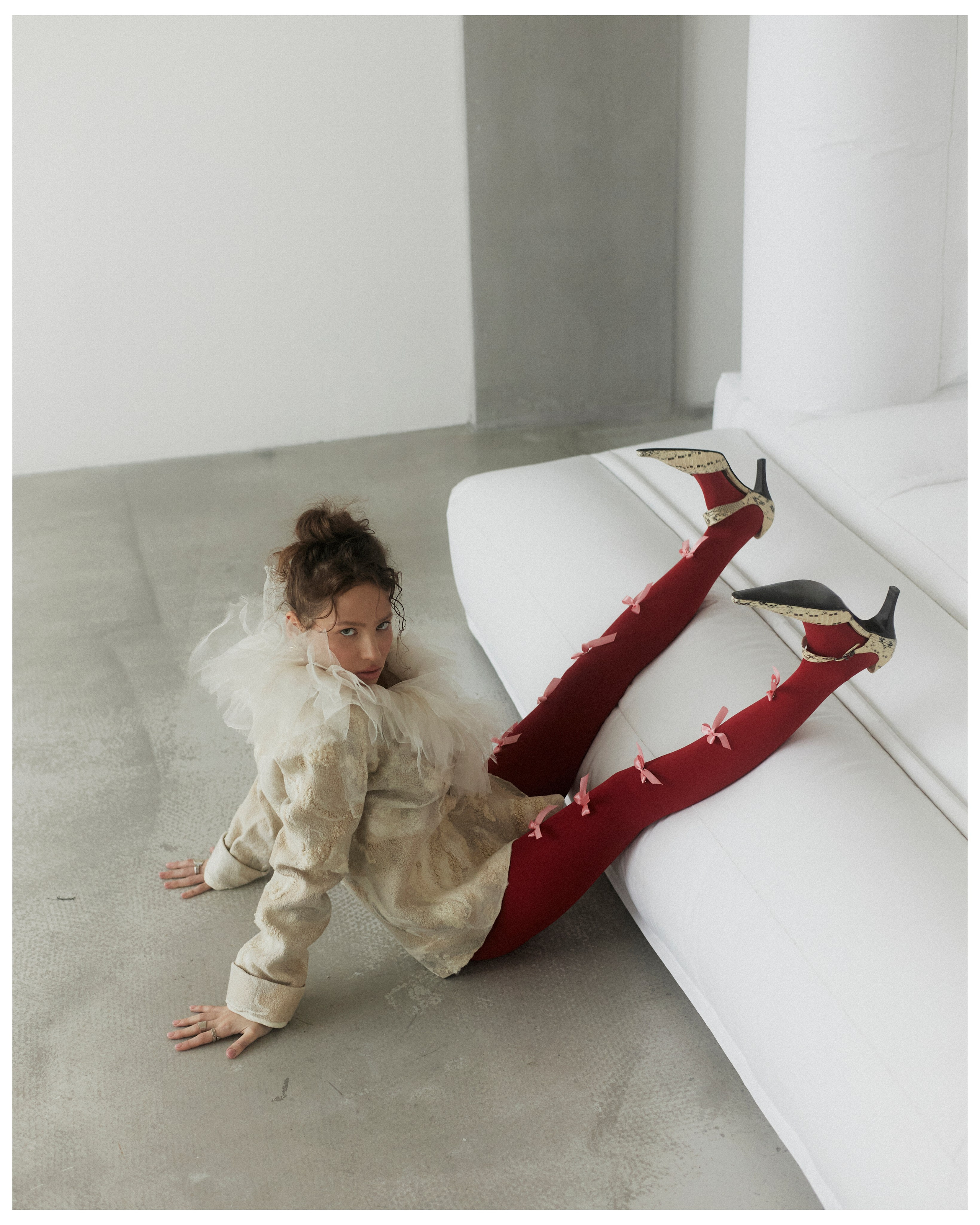 Julia / art. Влада Зюзина — adalwzet posmotri — коммерческий фотограф в Москве — портретный фотограф, фотограф для брендов